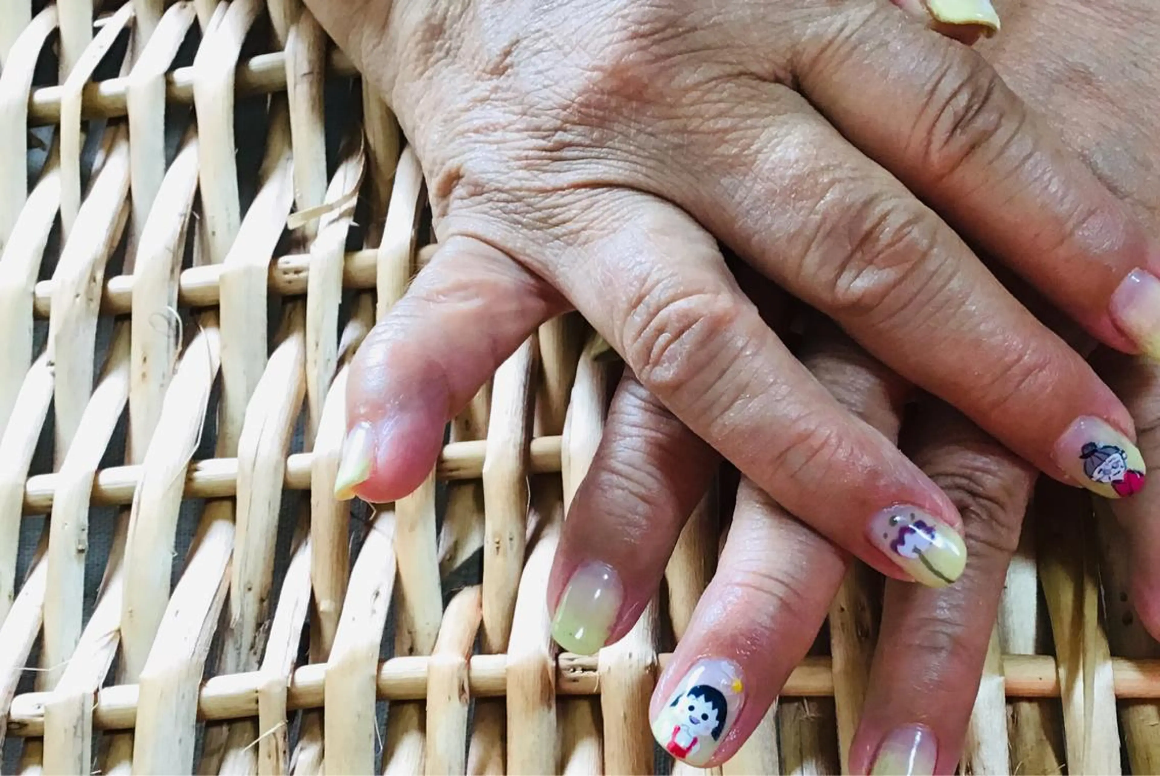 ネイル アートネイル gui amichanのネイルデザイン