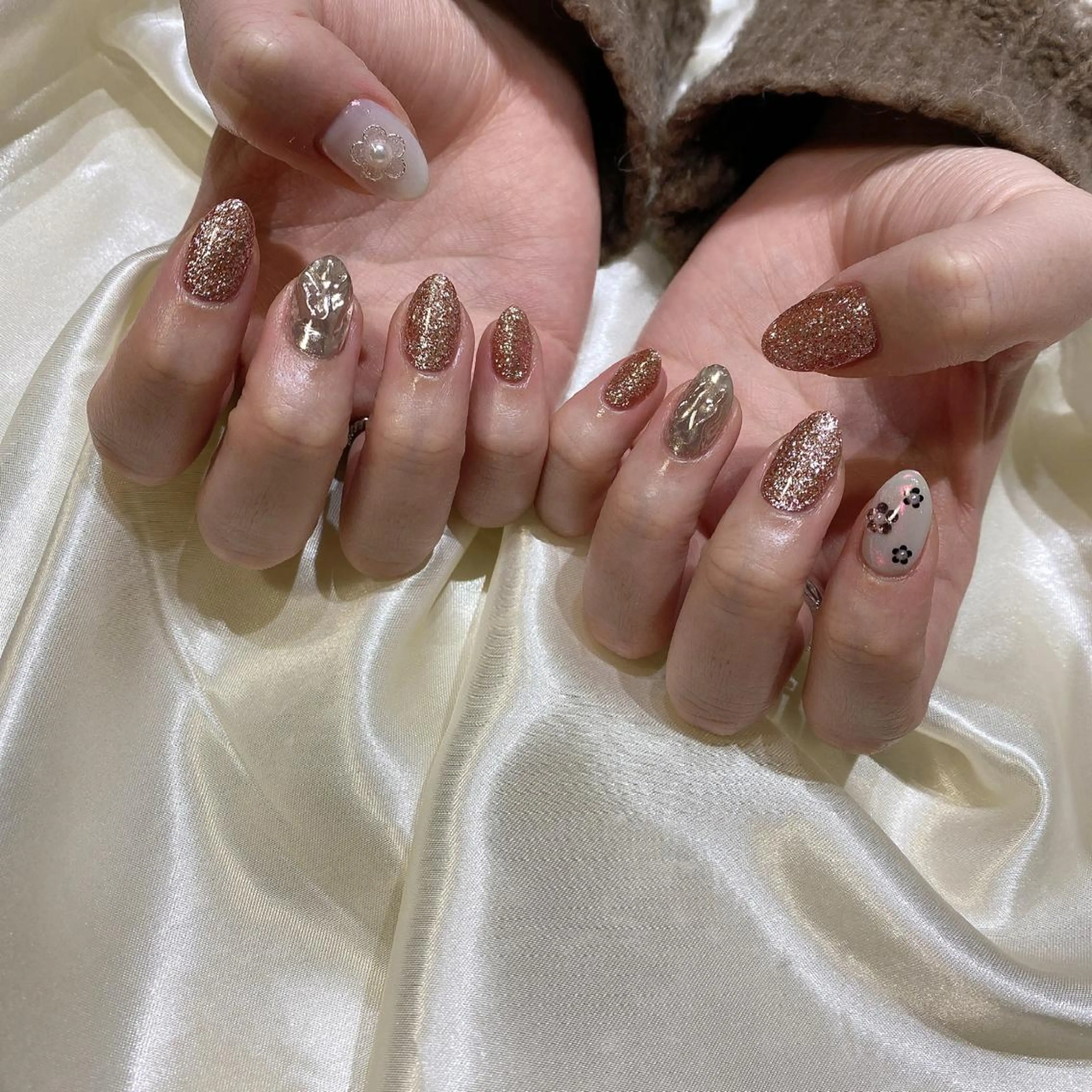 ネイル ハンドネイル 西岡 杏のネイルデザイン