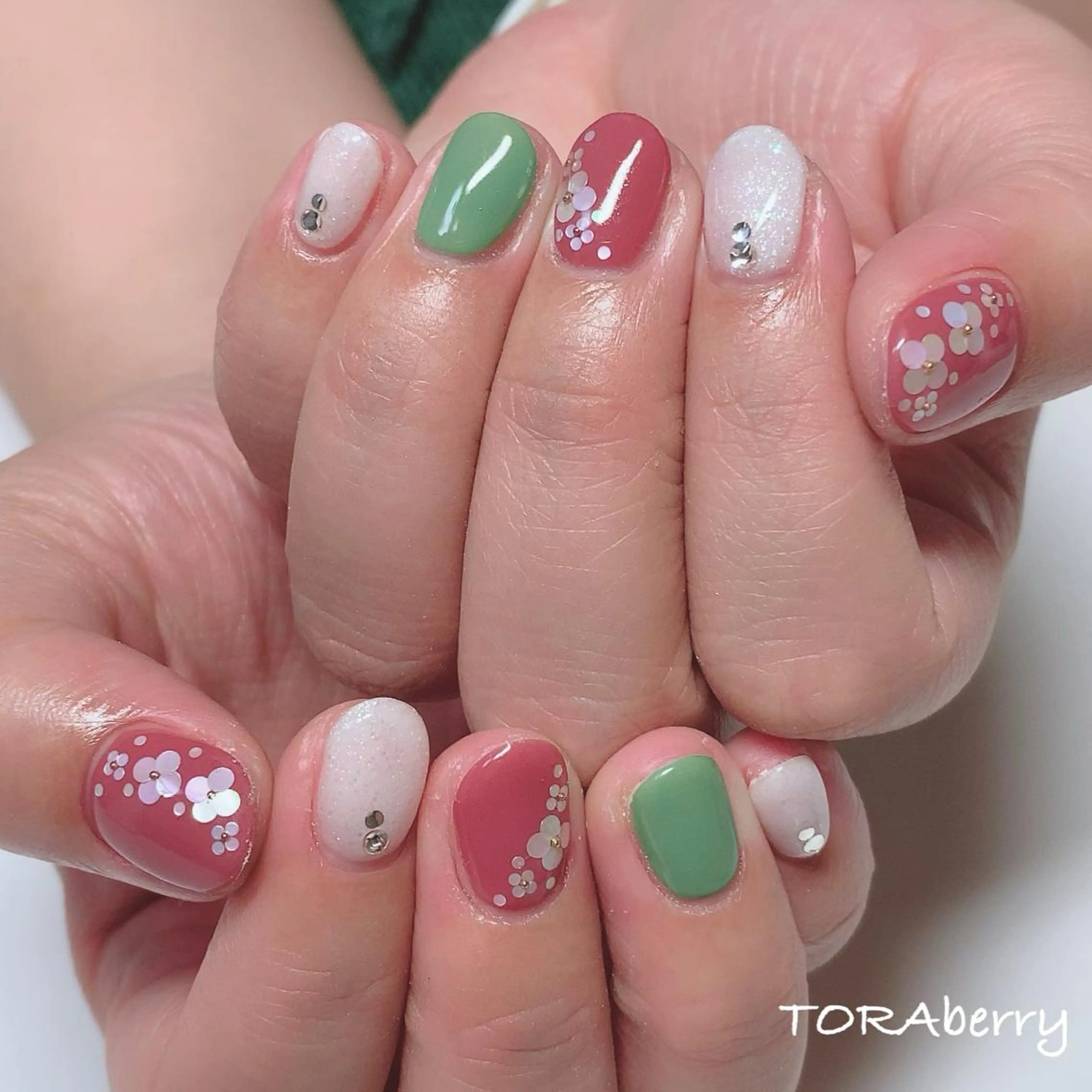 ネイル ハンドネイル ネイリスト なつみのネイルデザイン