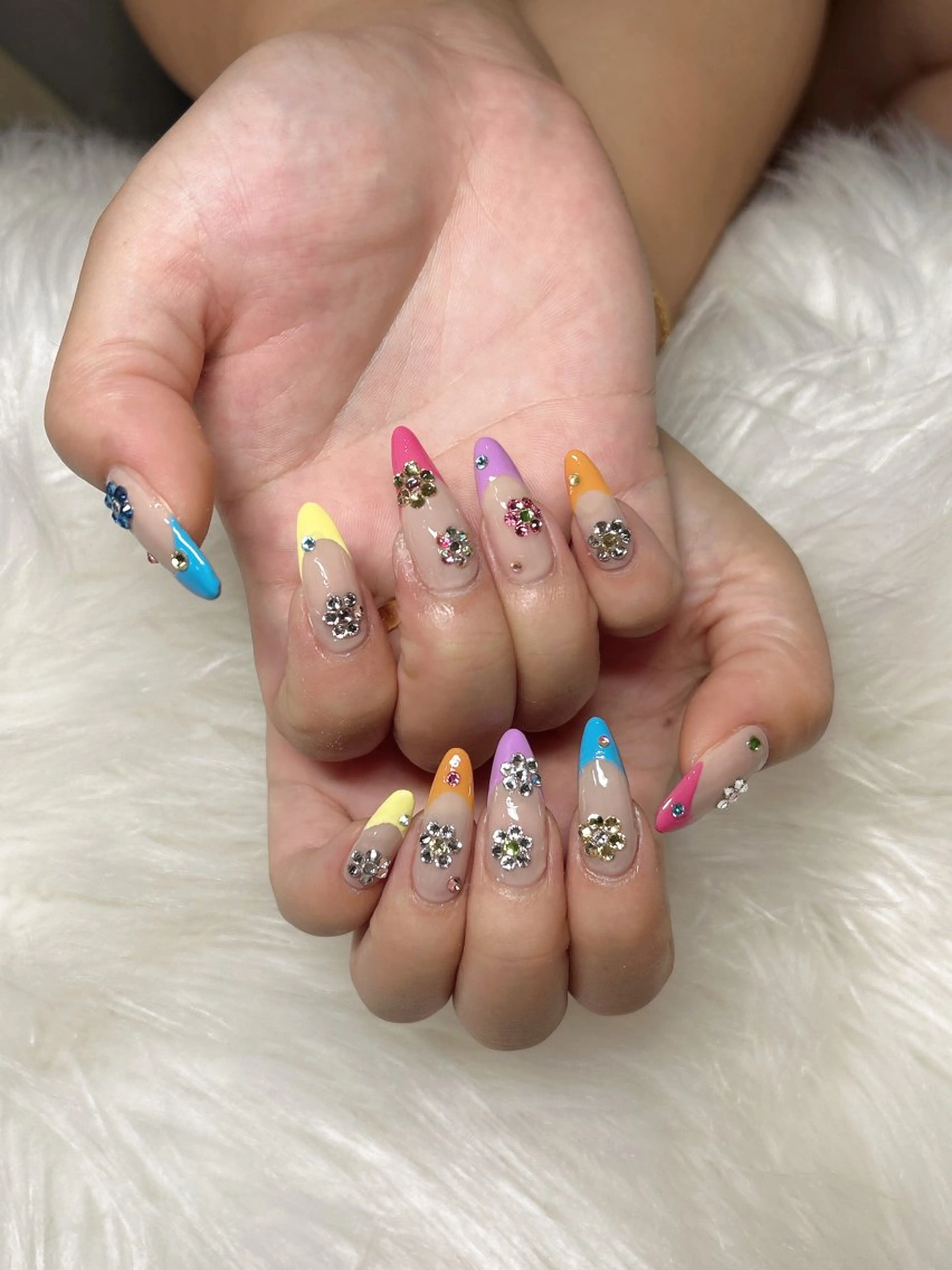 セミロング ネイル アートネイル フレンチネイル 《LB》ラブリエ Nail&eyeのマツエク・マツパデザイン