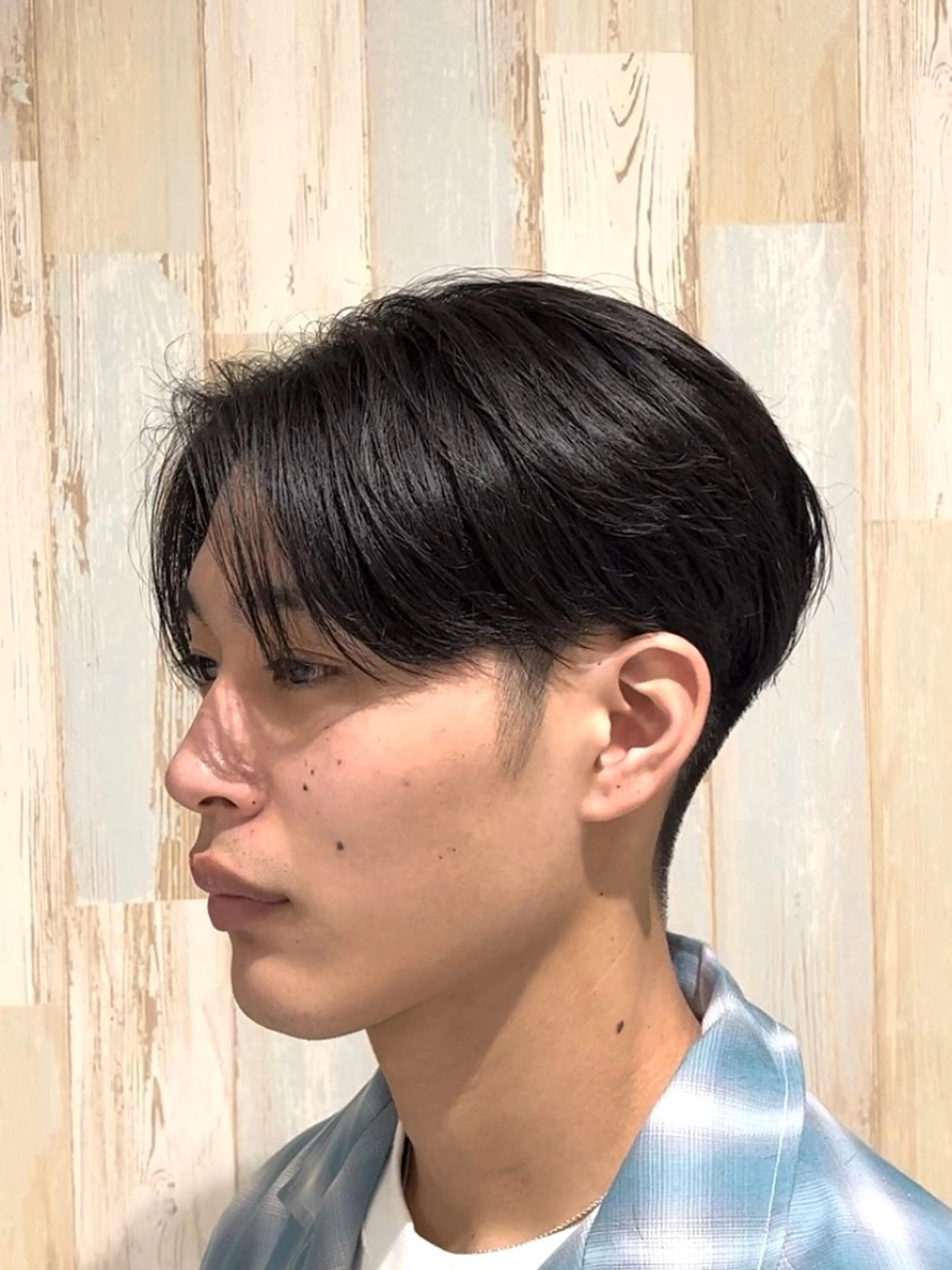 メンズ センターパート カット 縮毛矯正 トリートメント 駒野 晃のヘアスタイル