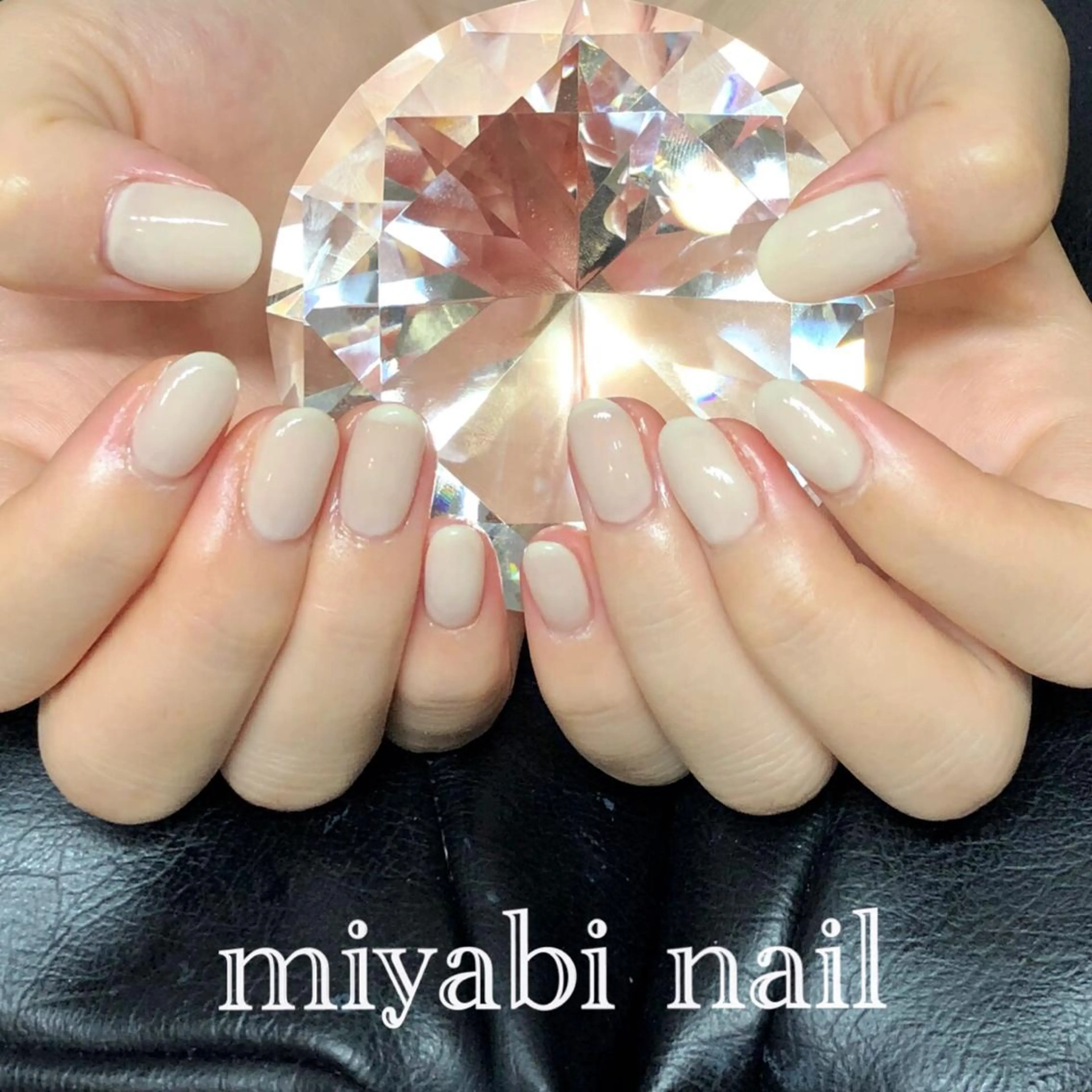 ネイル ジェルネイル ワンカラーネイル シンプルネイル ホワイト ハンドネイル miyabi nail 桂川駅近くのネイルデザイン