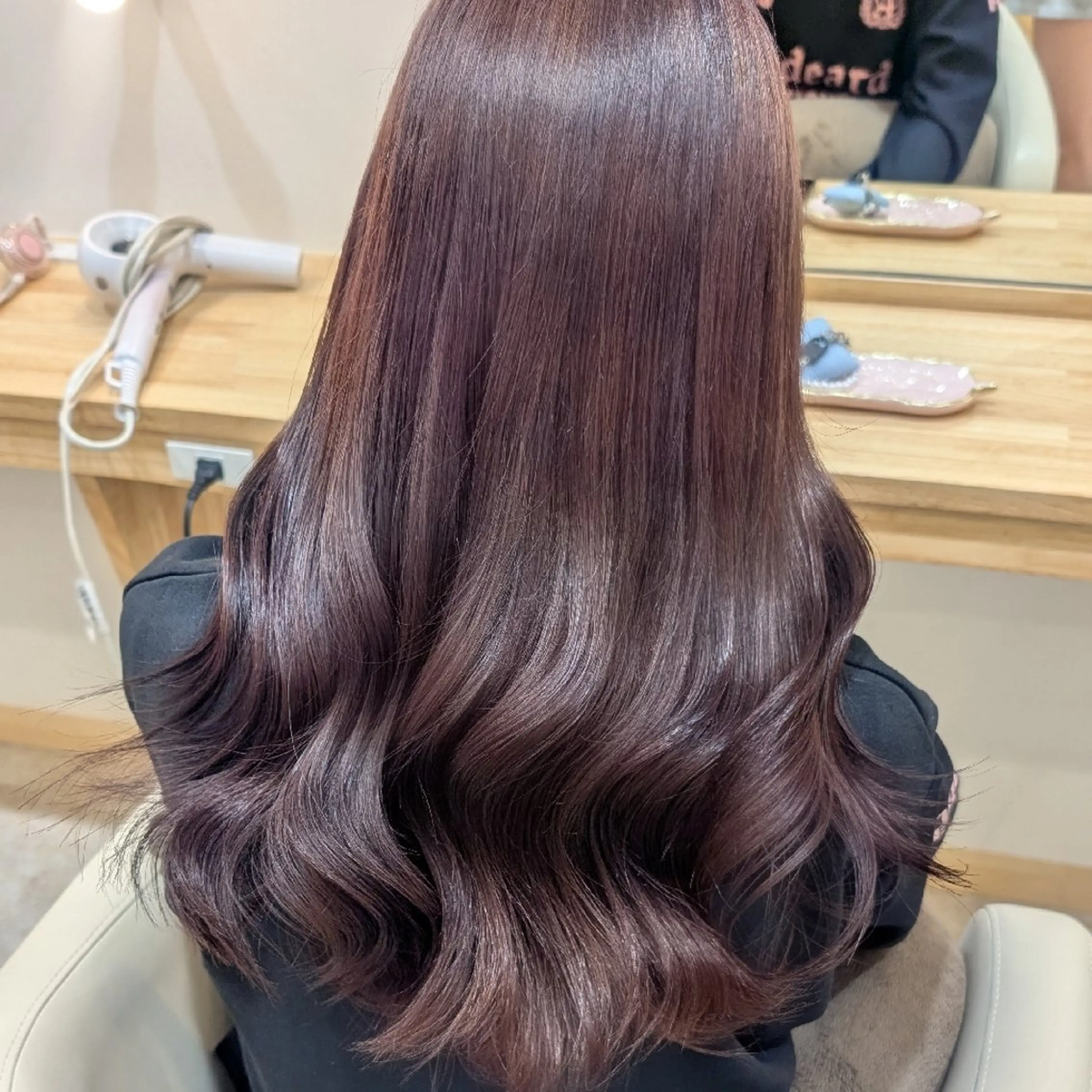 カラー ロング 彩桜/艶カラー/小顔 に見せるカット✂のヘアスタイル