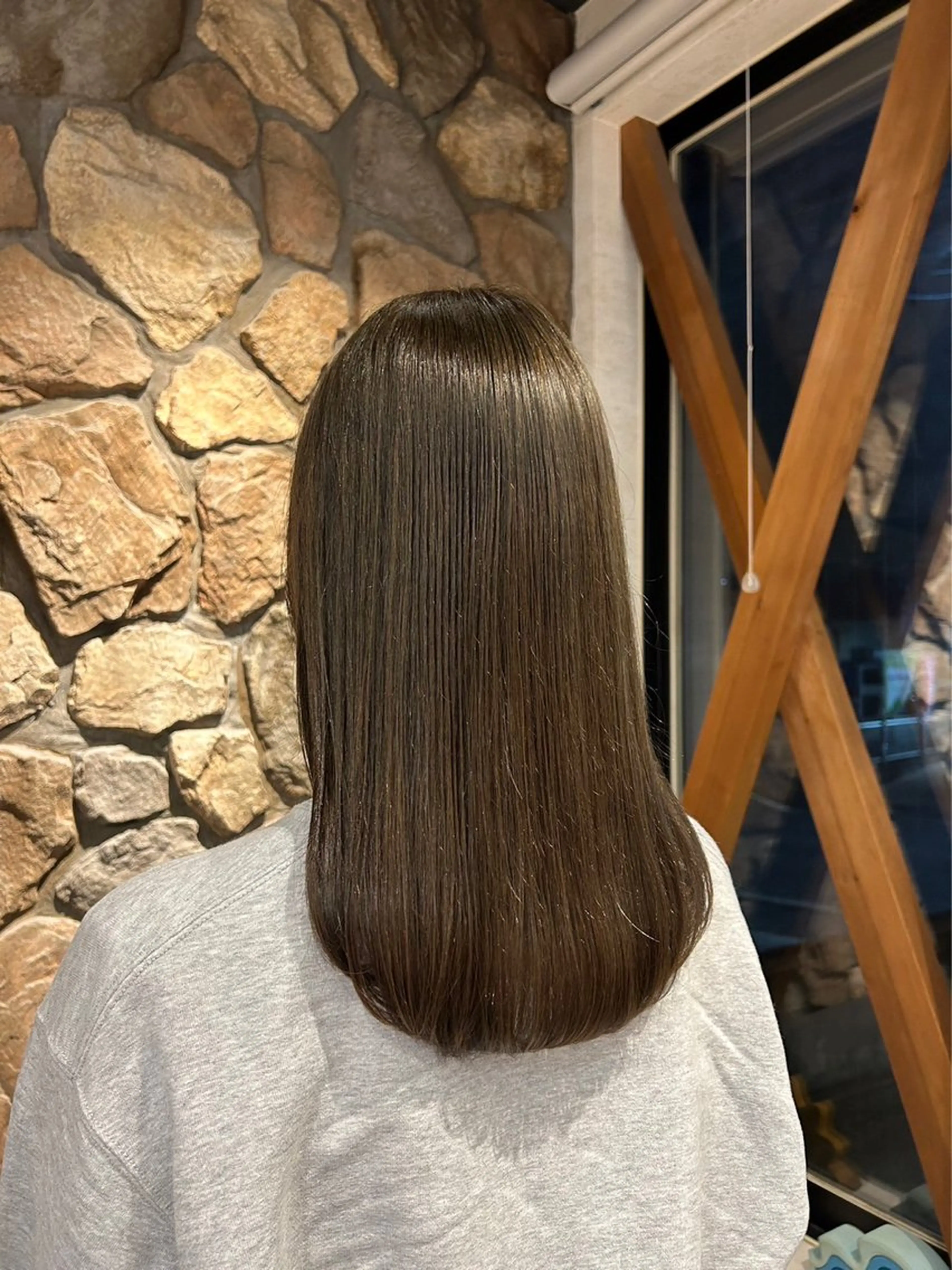 ロング 小玉 唯依のヘアスタイル