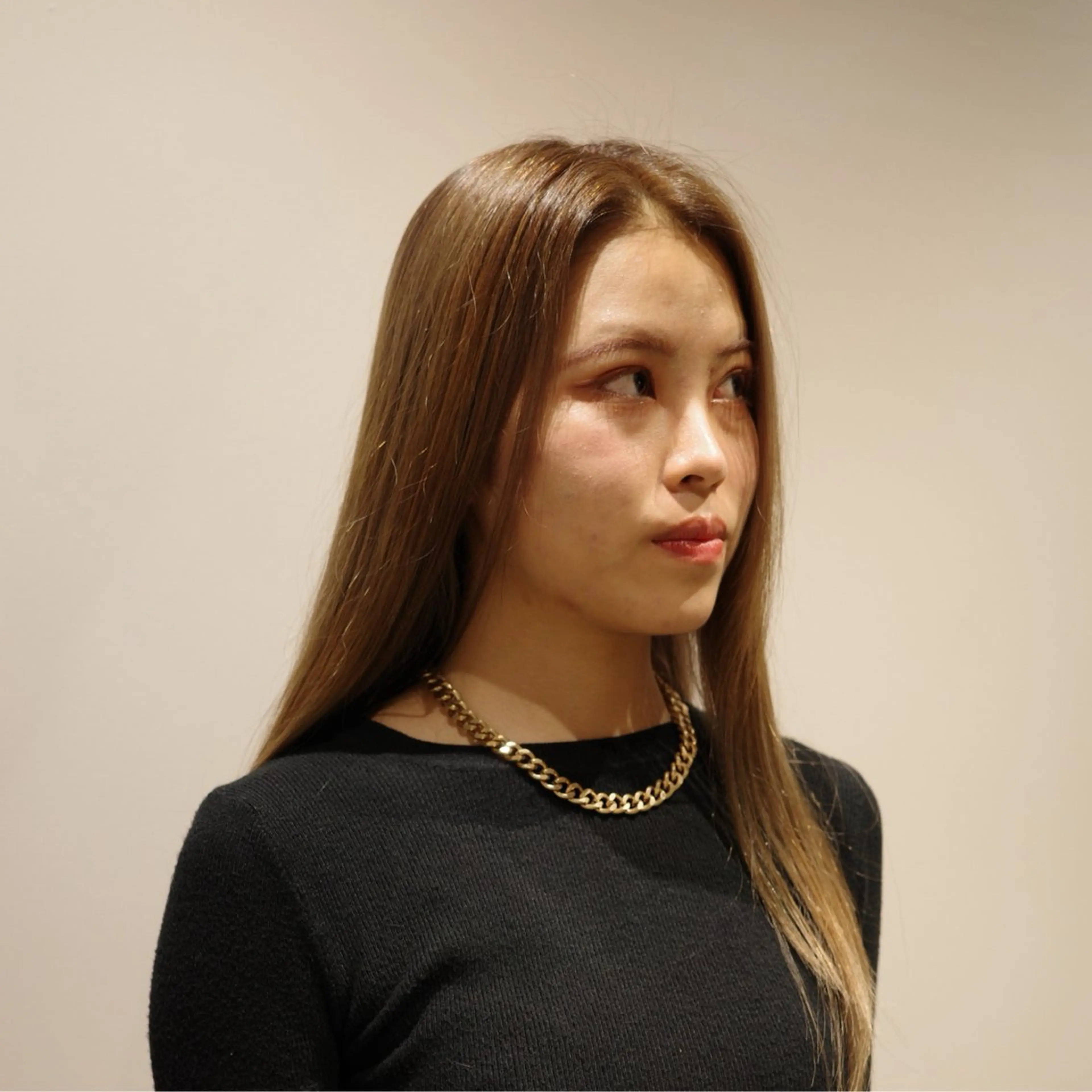 ロング カラー ヘアカラー カット無料内田 海香のヘアスタイル