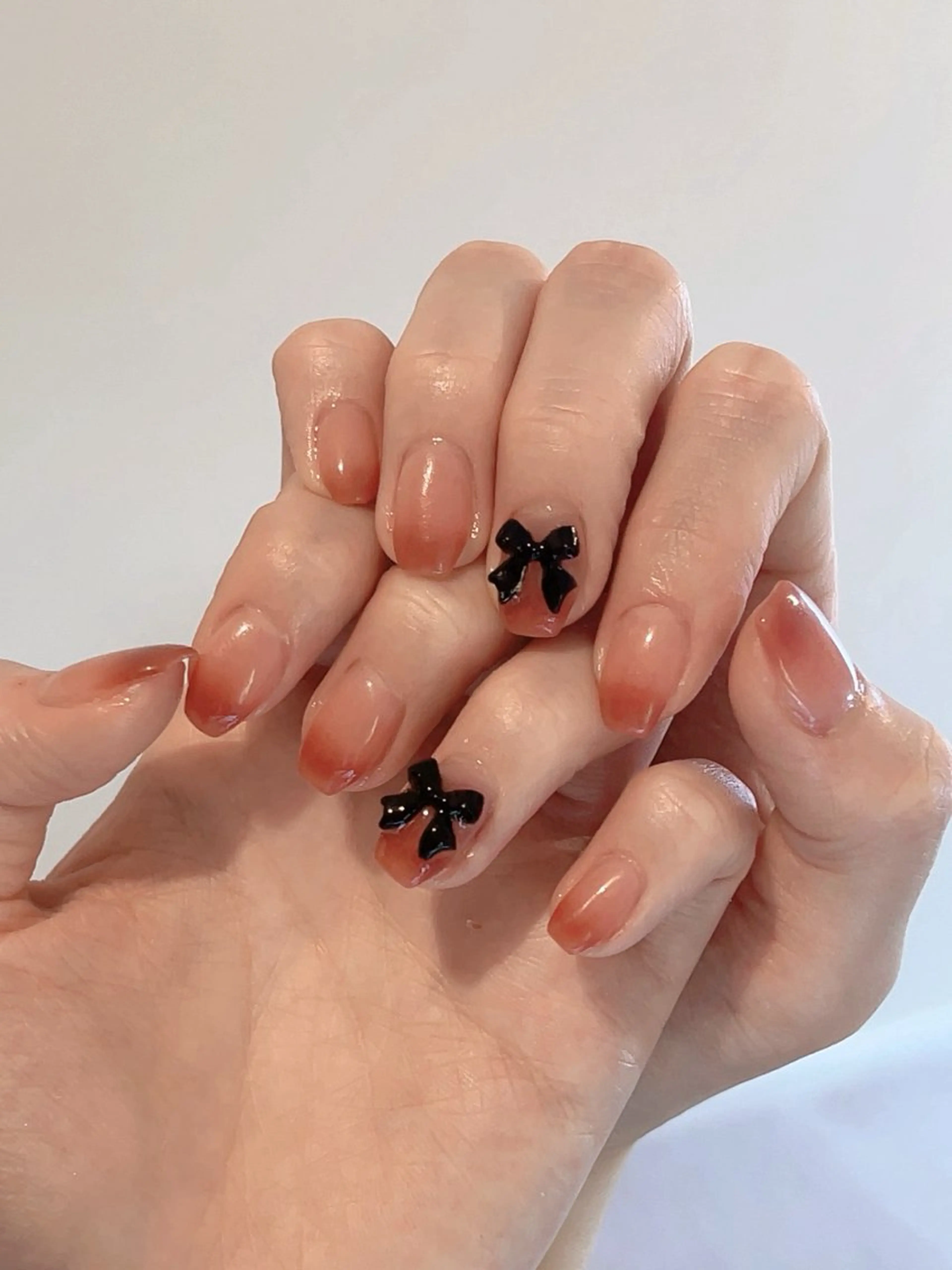 ネイル グラデーション キラキラネイル ピンク RUBY Nail 日暮里店のネイルデザイン