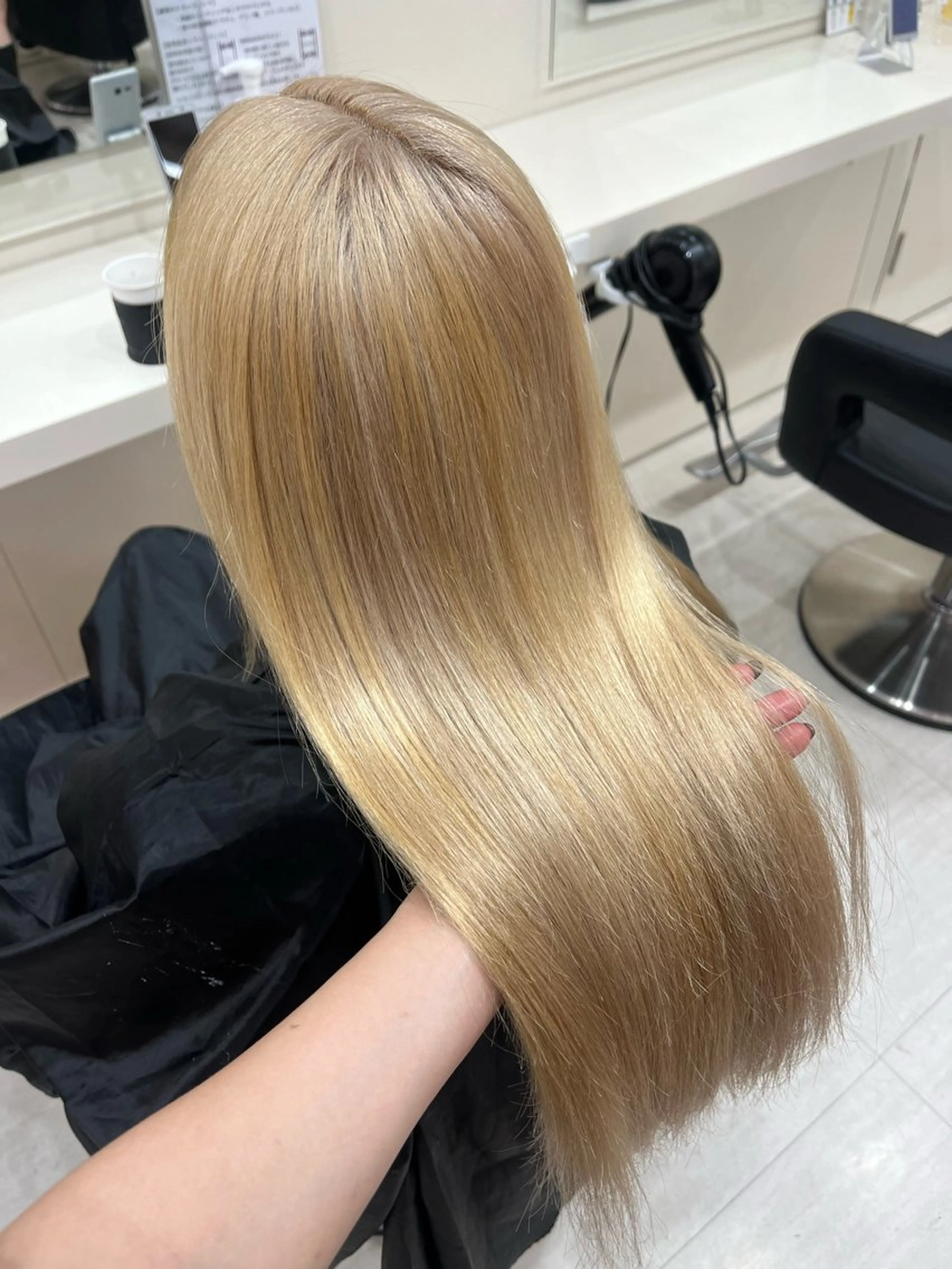 ロング カラー ロング ヘアカラー トリートメント 大人上品ベージュ 🎀HARUNAのヘアスタイル