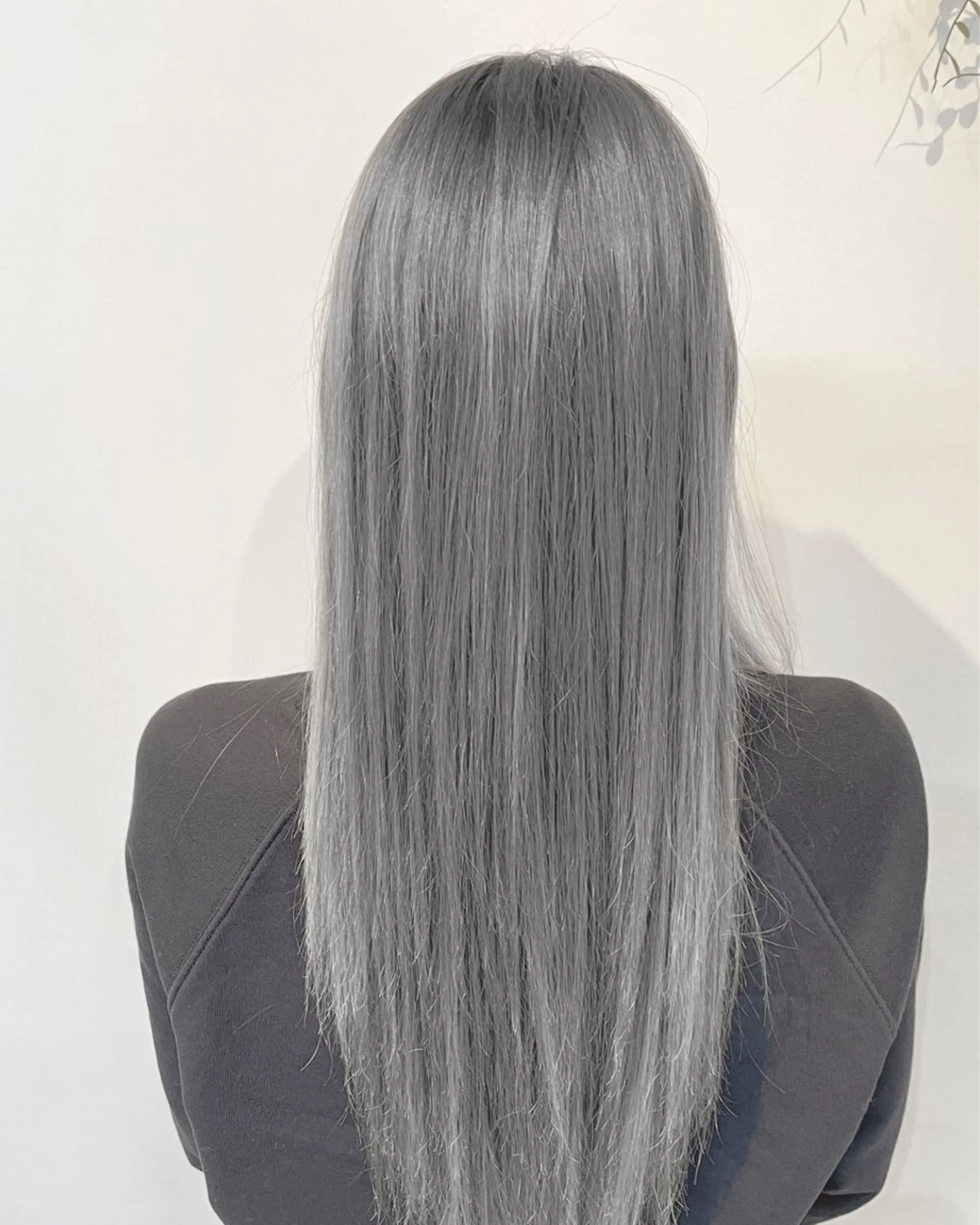 ロング カラー 今雪 聡美のヘアスタイル