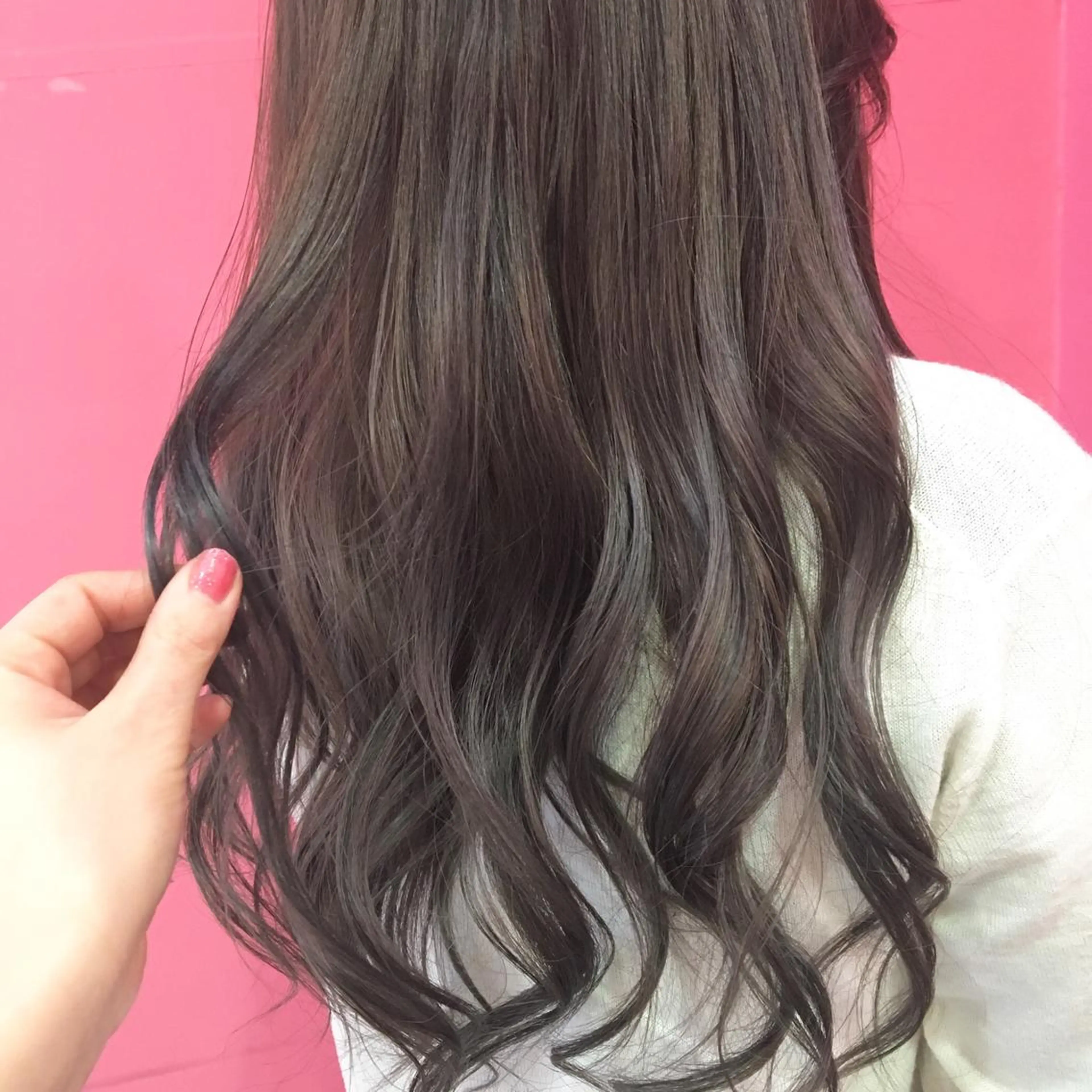 ロング カラー 透明感カラー グレージュ LiNA🌿藤原 茉莉花のマツエク・マツパデザイン