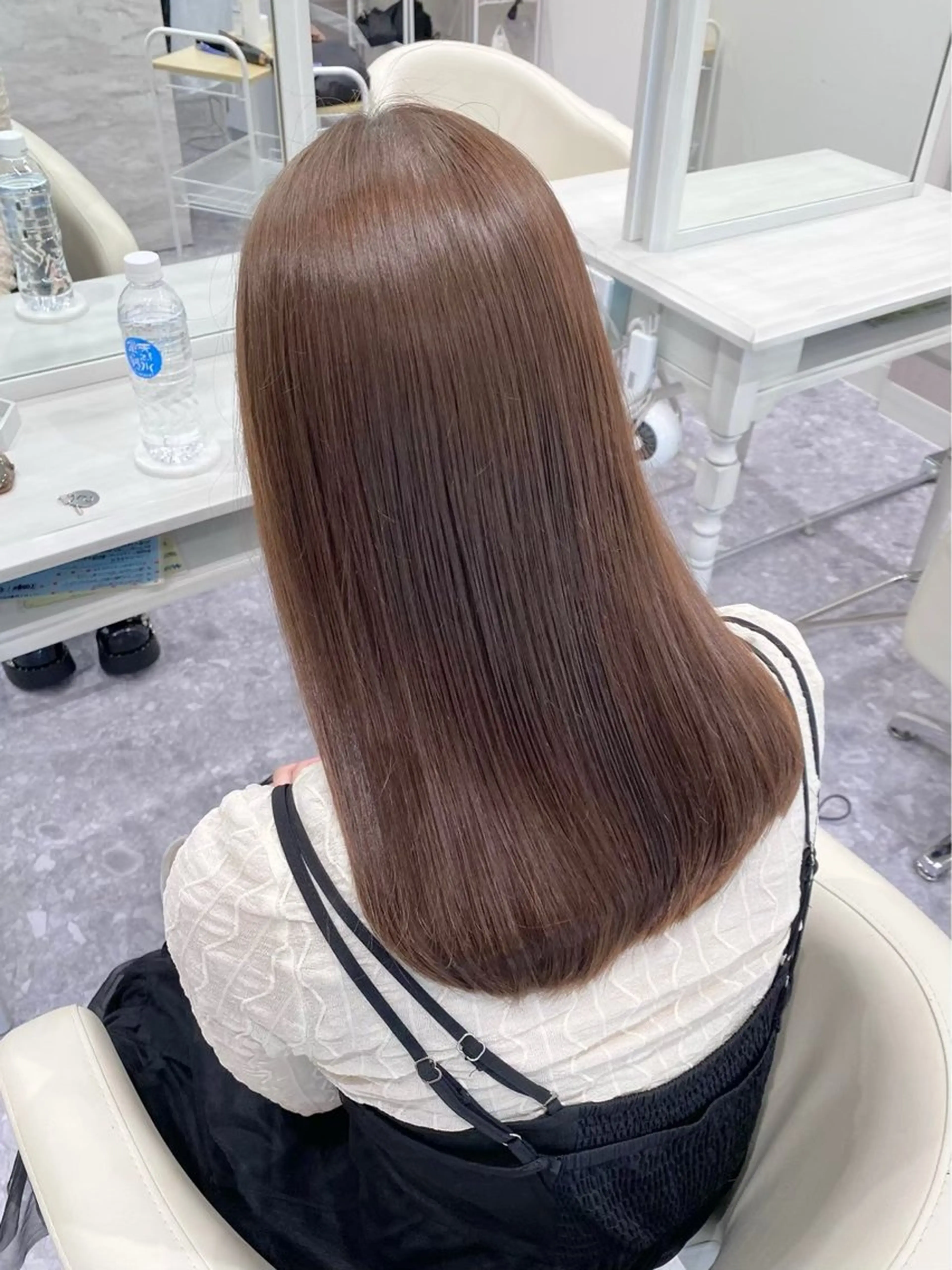 カラー navi cocoのヘアスタイル