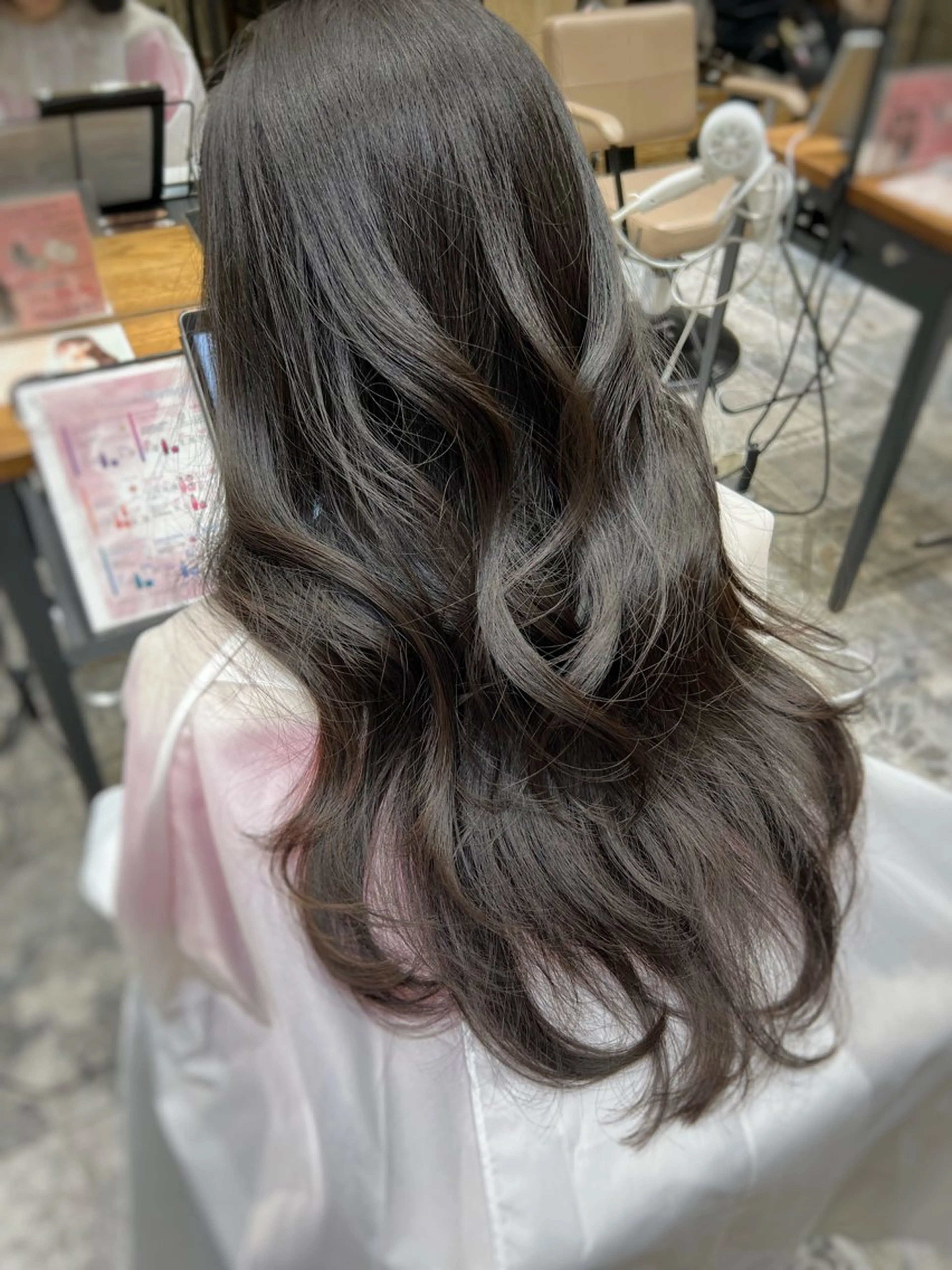 ロング 💍新宿ショート 💍岩田莉奈のヘアスタイル