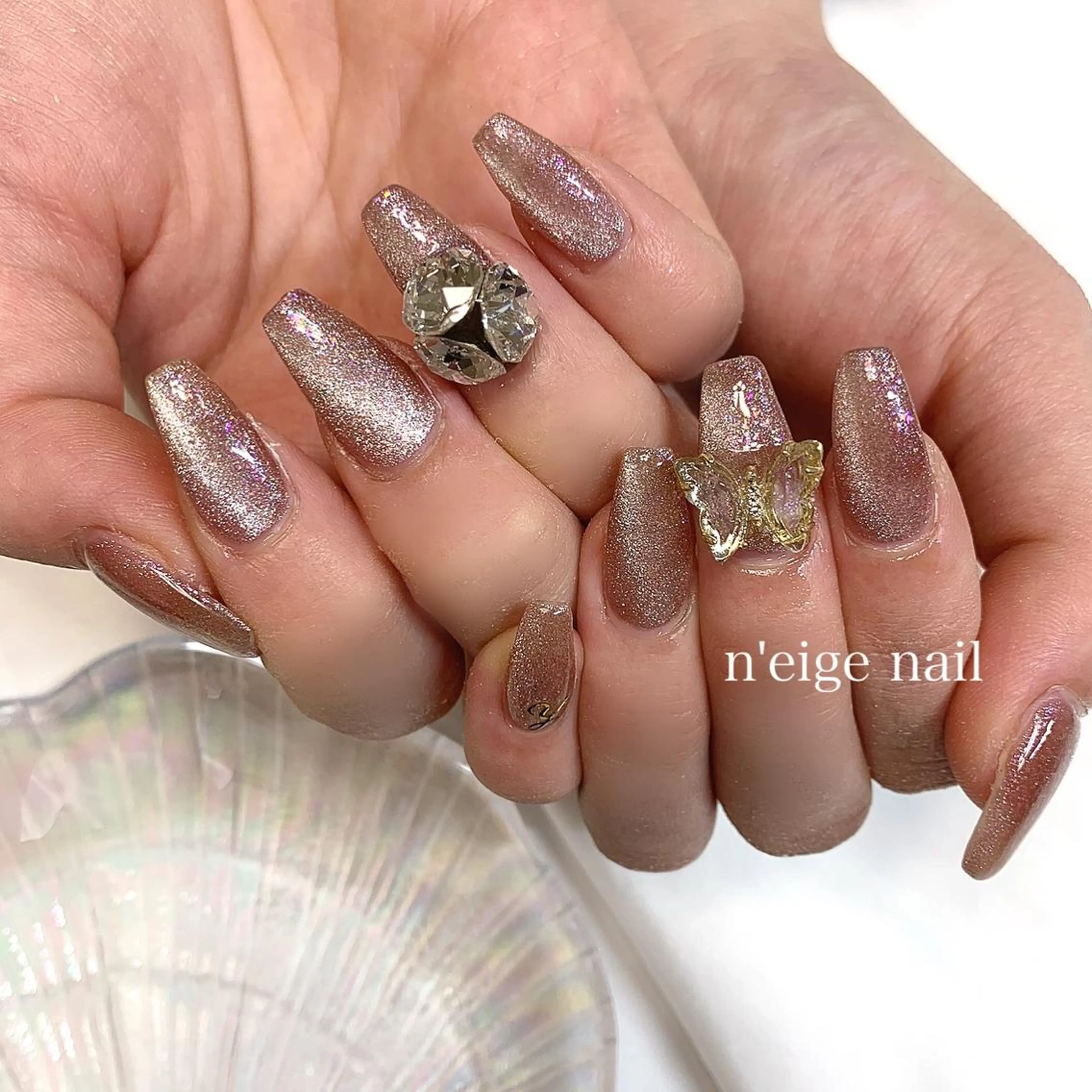 ネイル アートネイル ハート キラキラネイル 韓国ネイル ニュアンスネイル n'eige nail所属・大谷 綾香のネイルデザイン