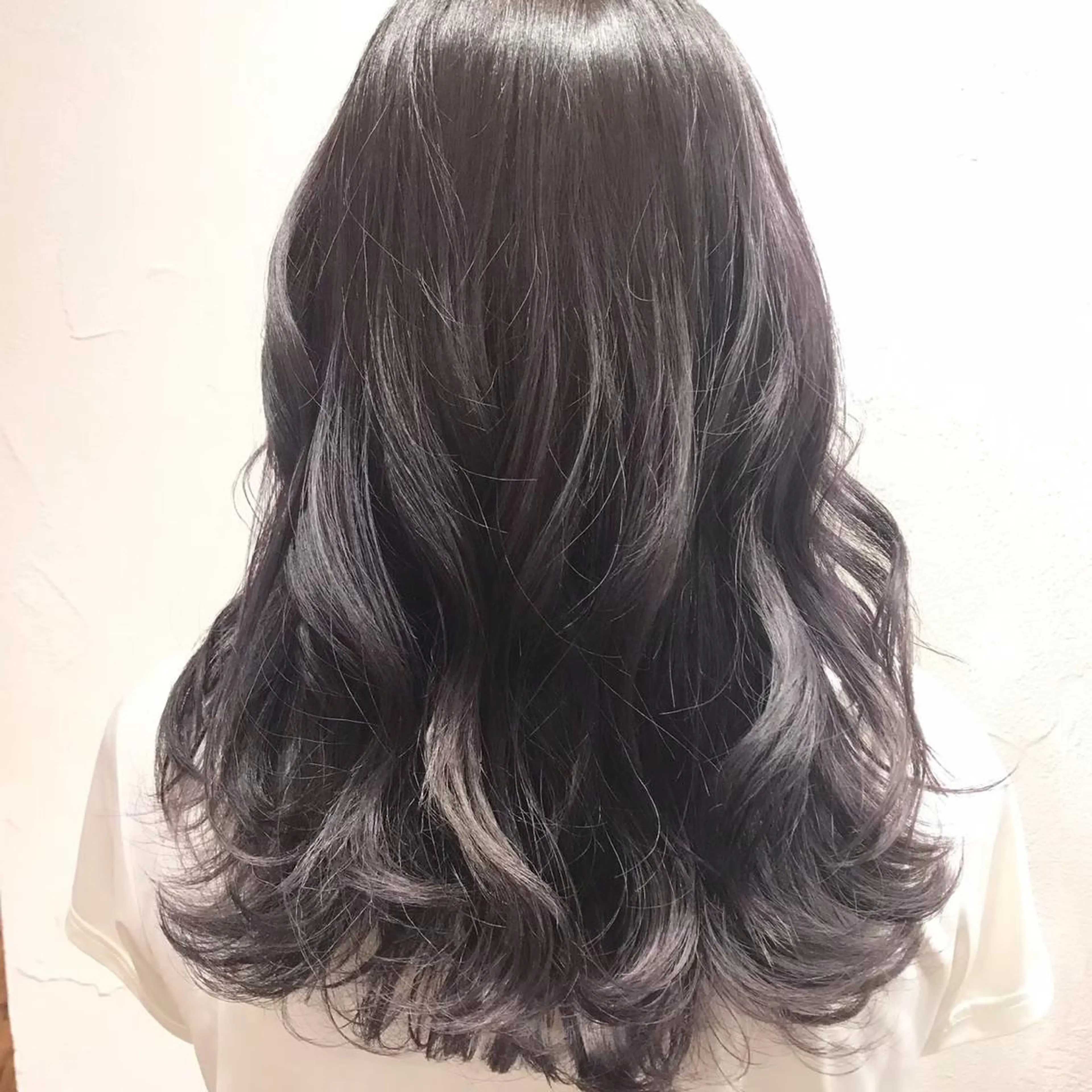 ロング カラー ディープラベンダー ラベンダーカラー 藤井 貴美子のヘアスタイル