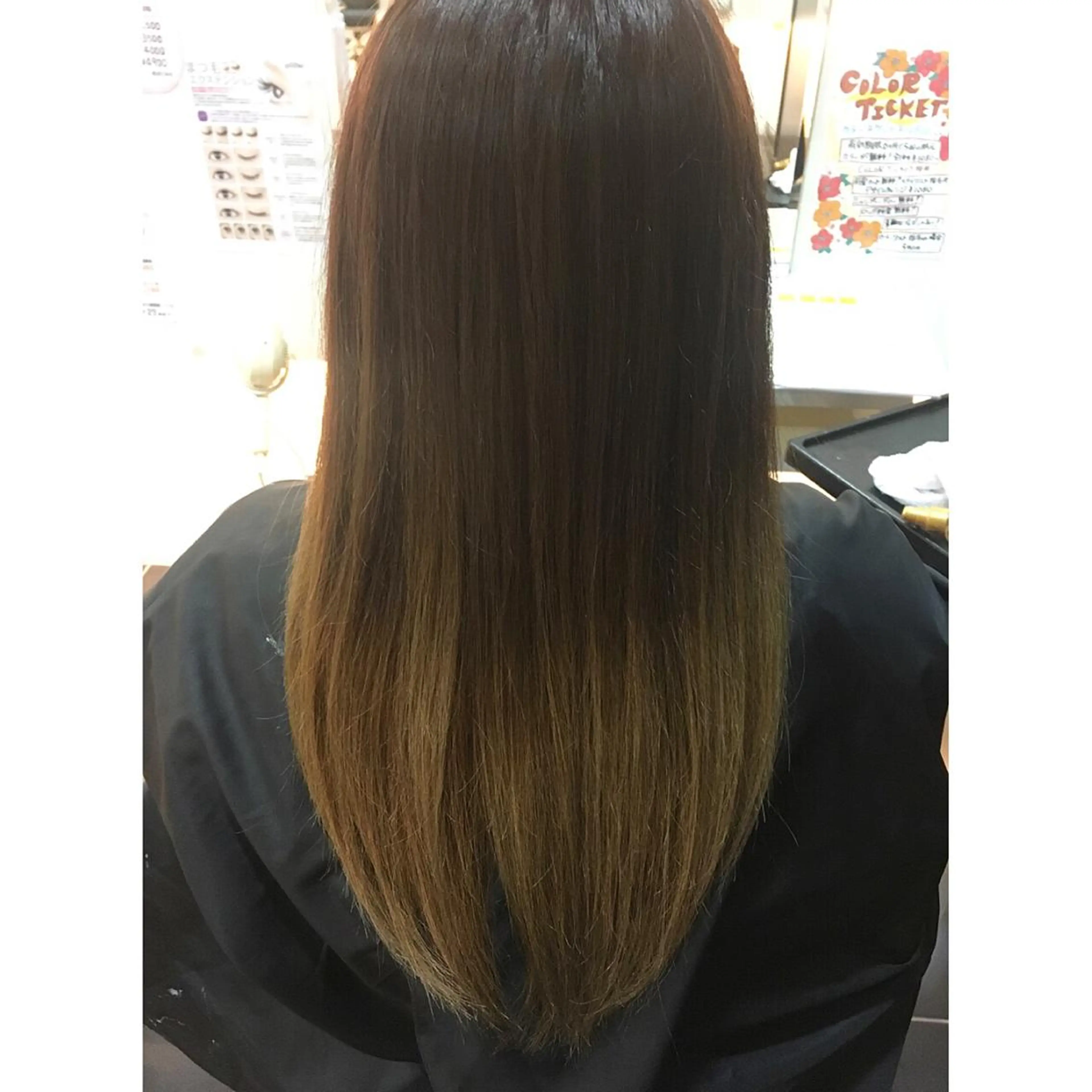 セミロング ロング カラー 早川 真幸のヘアスタイル