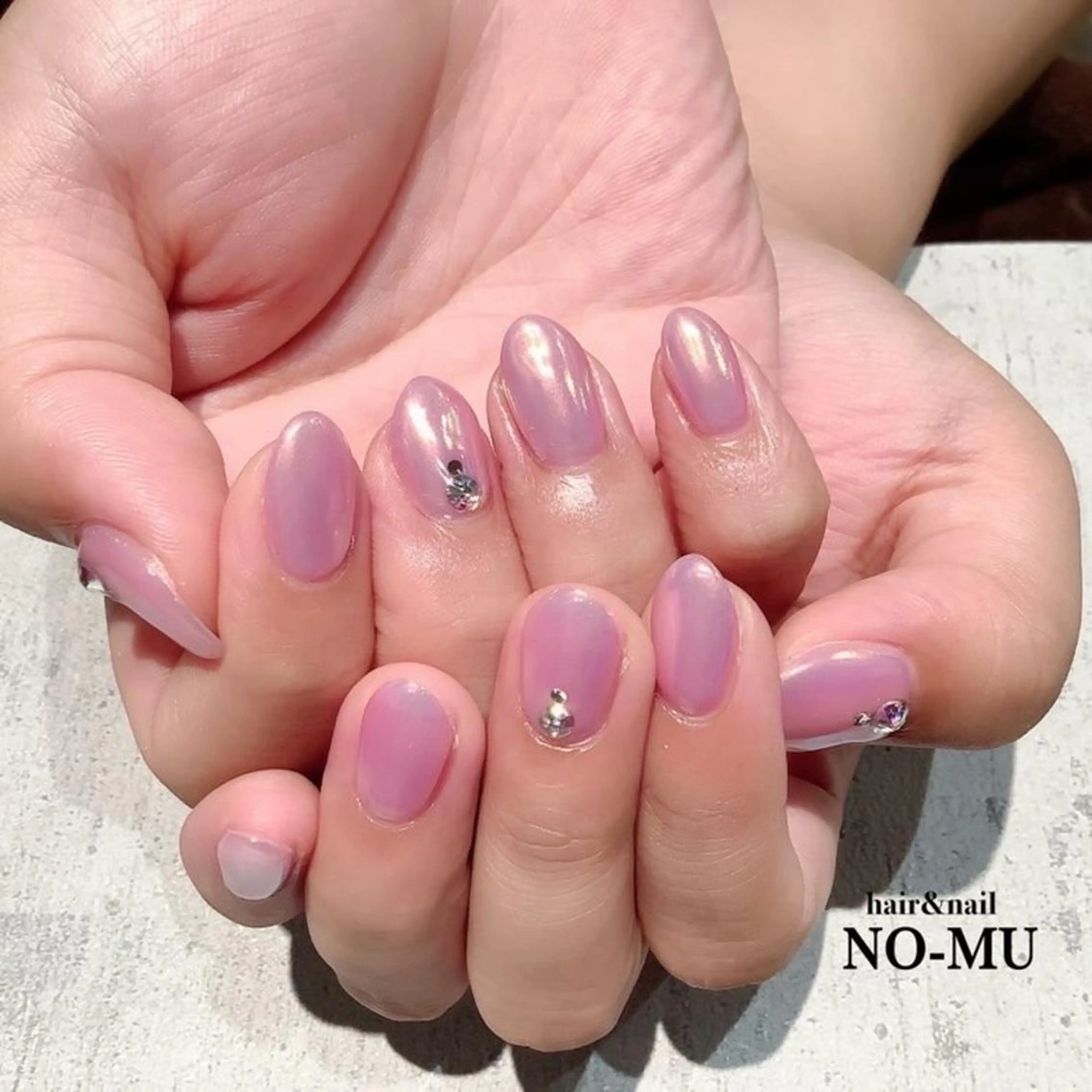 初回オフ無料☆ミラーネイルコース♦︎の写真