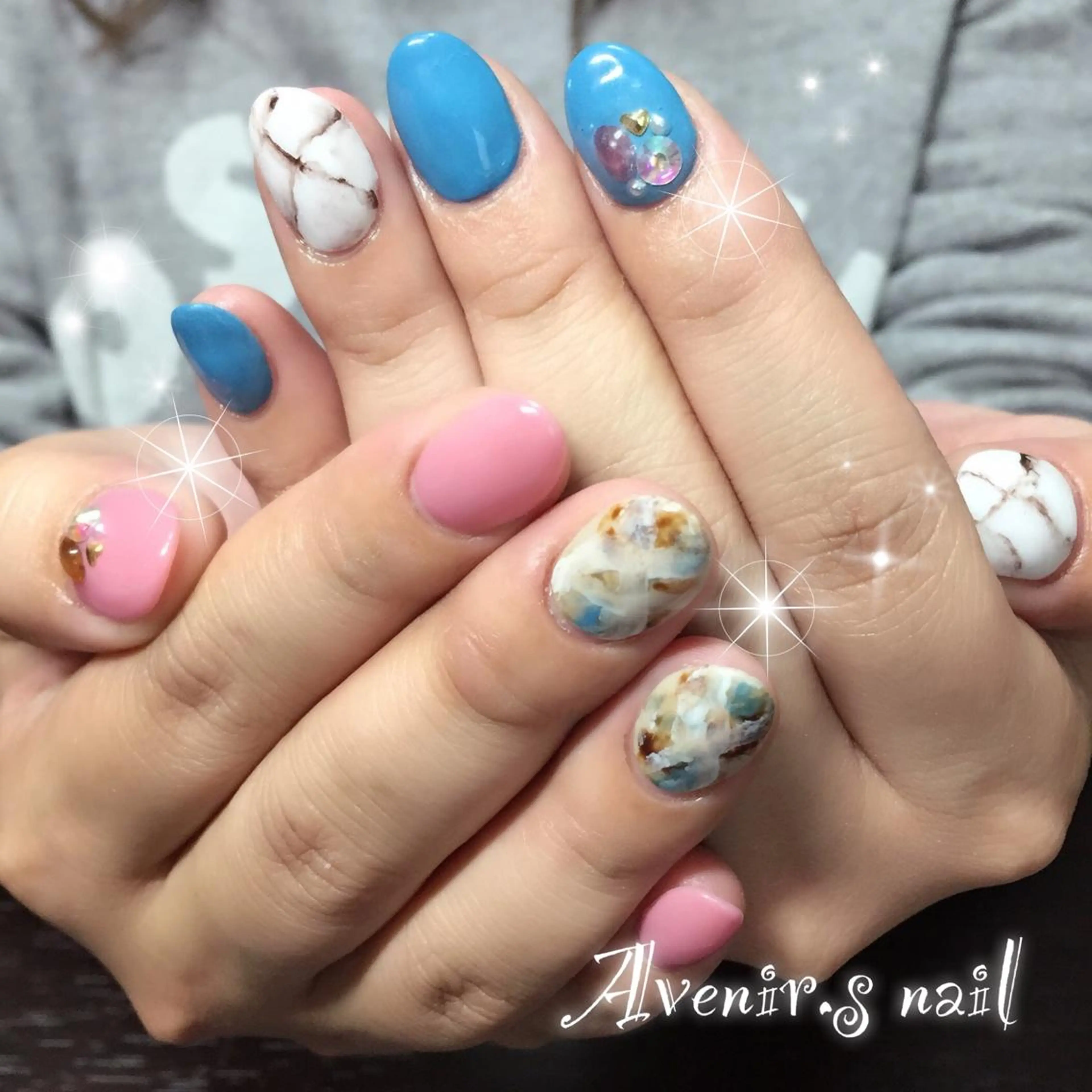 ネイル ジェルネイル スカルプネイル Home Salon Avenir.のネイルデザイン