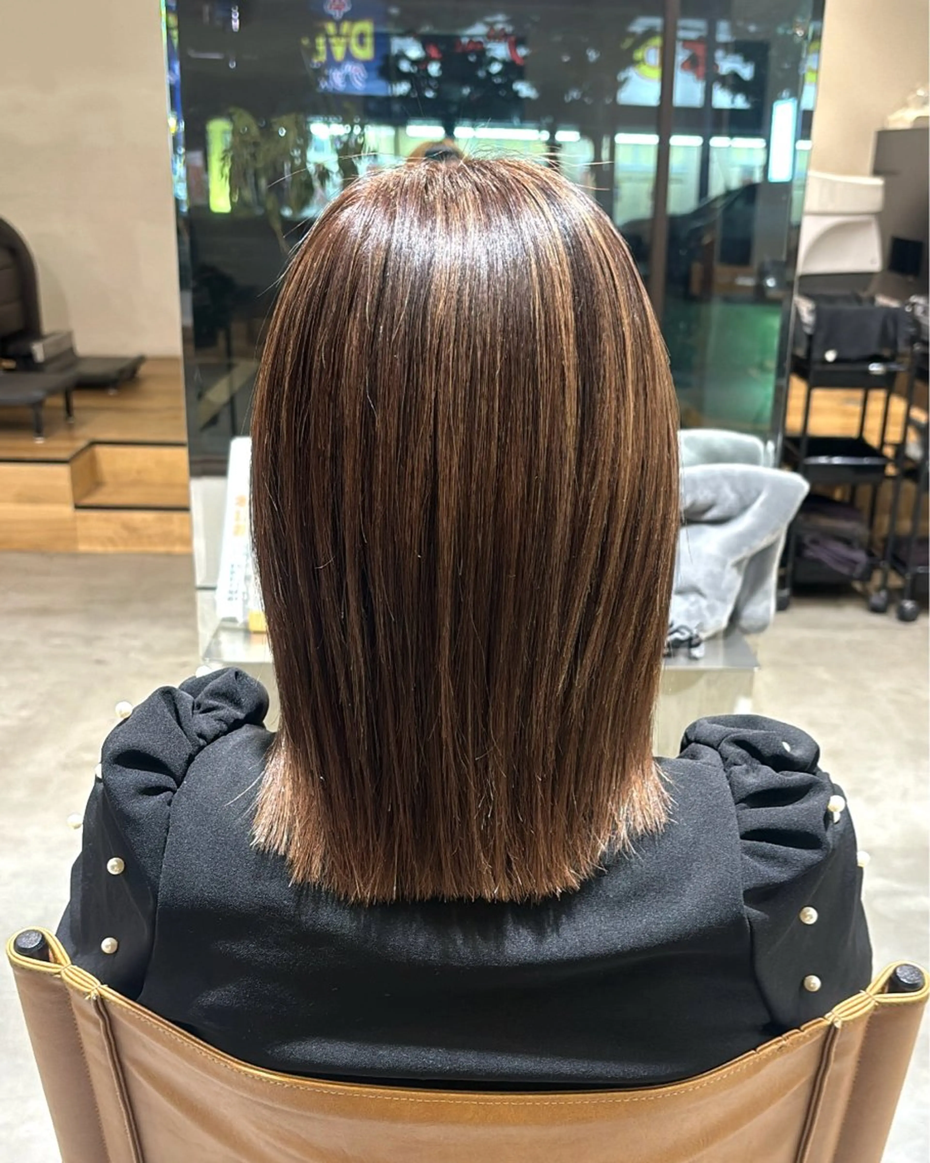 ミディアム カラー ベージュカラー ブラウンカラー ハイライトカラー ハイライト 小木曽 里華のヘアスタイル