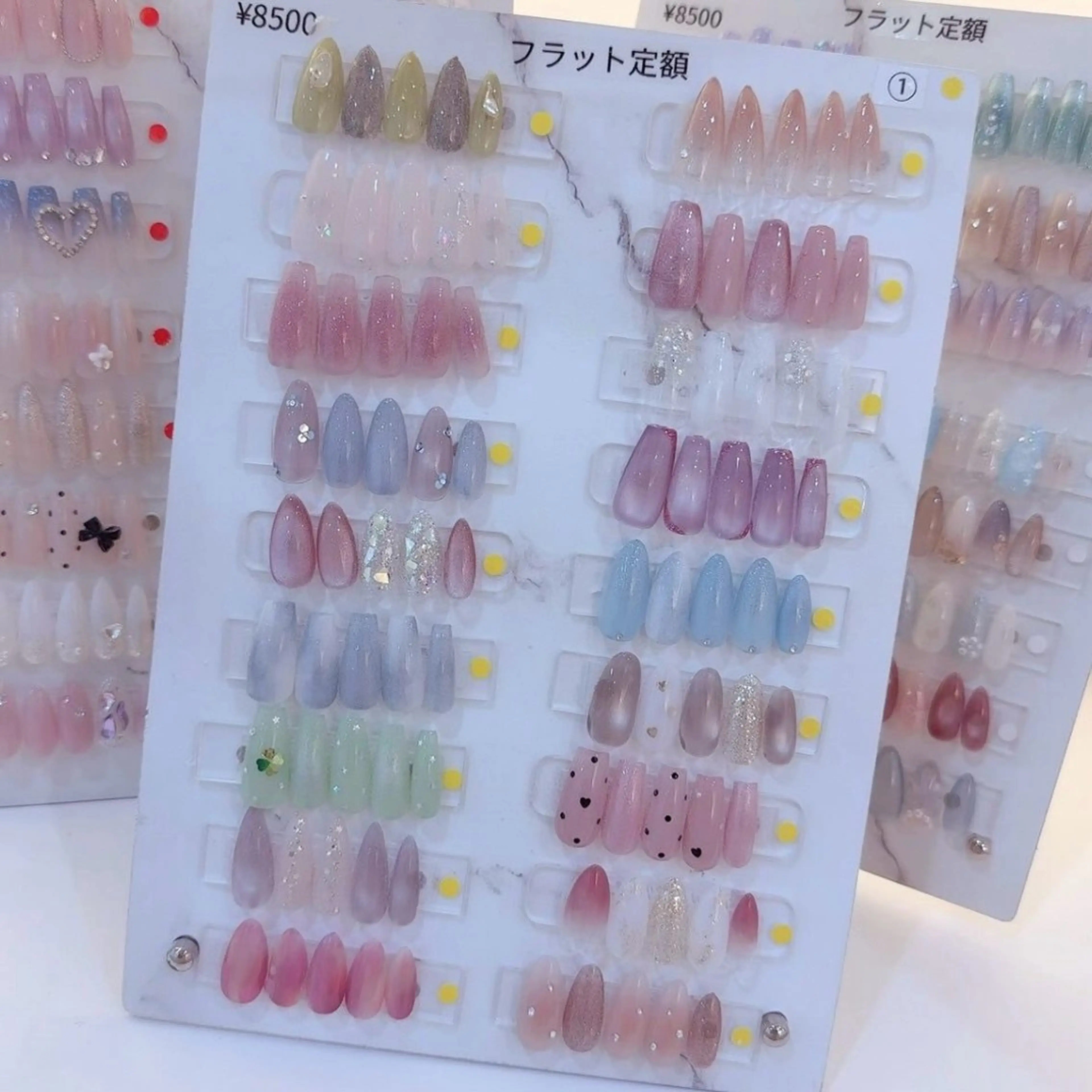 ネイル 濱田 エルバイノリコのネイルデザイン