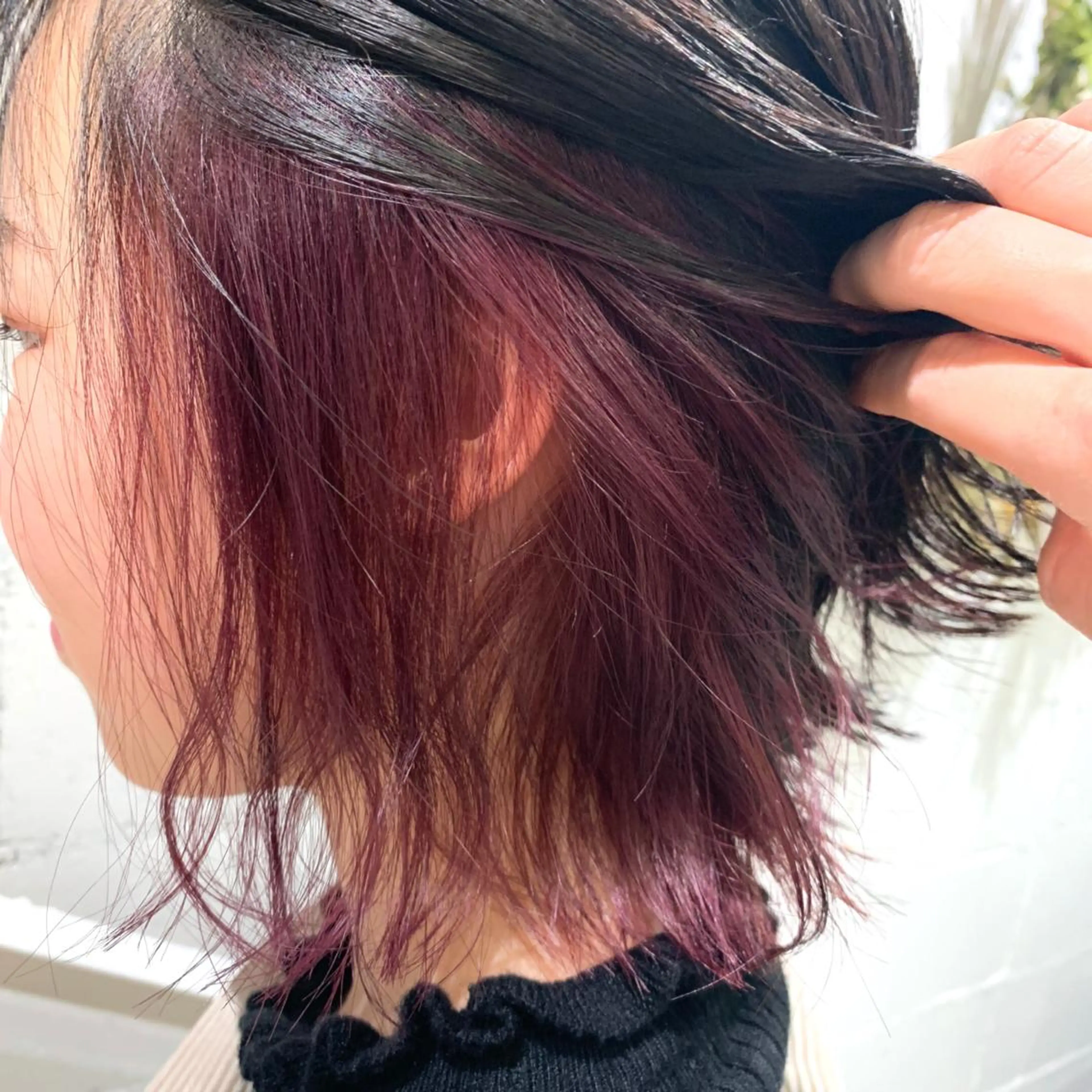 ミディアム カラー ayano ．のヘアスタイル