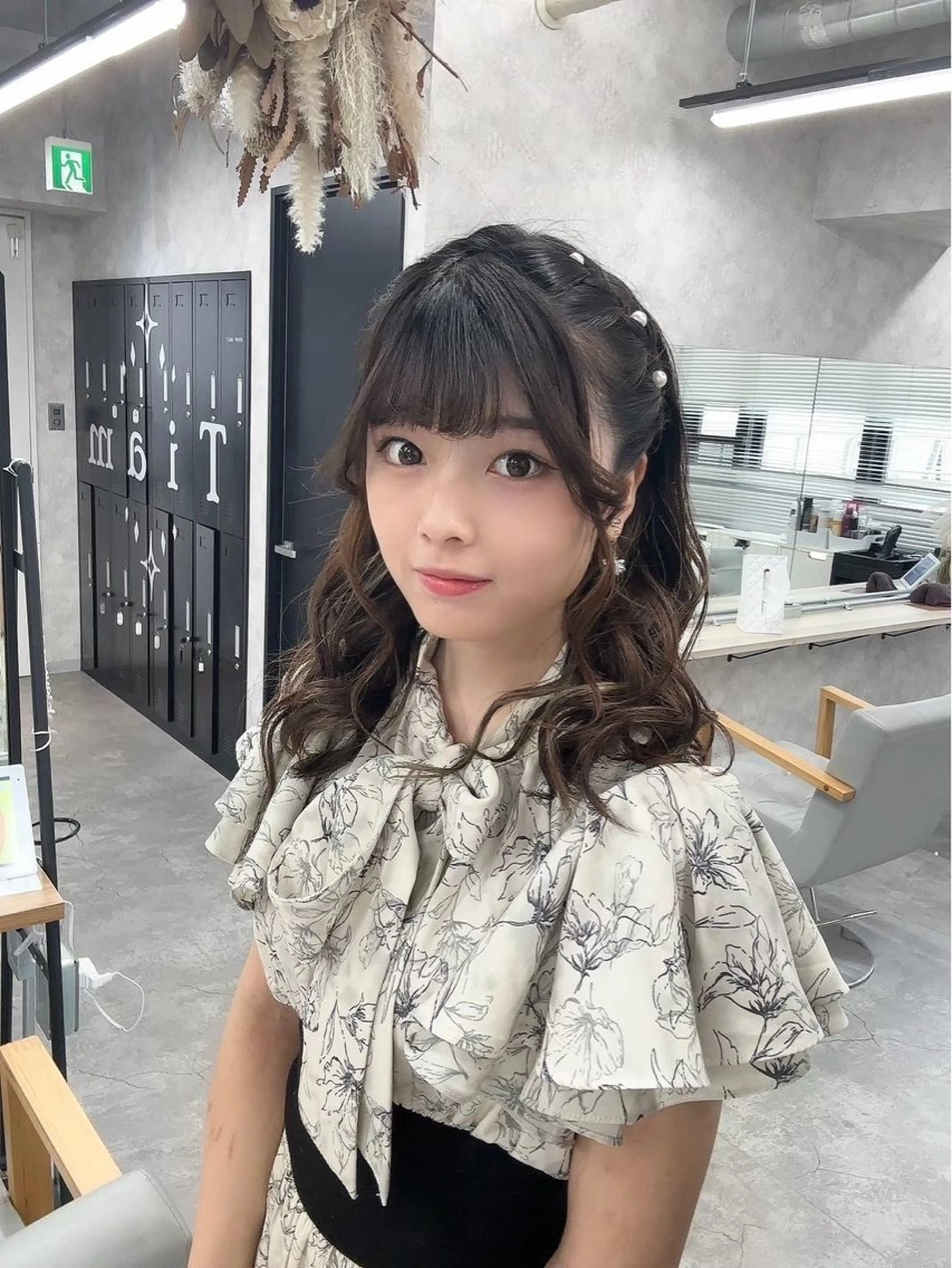 ショート カラー アッシュ アッシュグレー ベージュカラー ブリーチ ブロンド カット ヘアカラー トリートメント ヘアセット 【美髪ハイトーン】 髪質改善/大和🎀のヘアスタイル