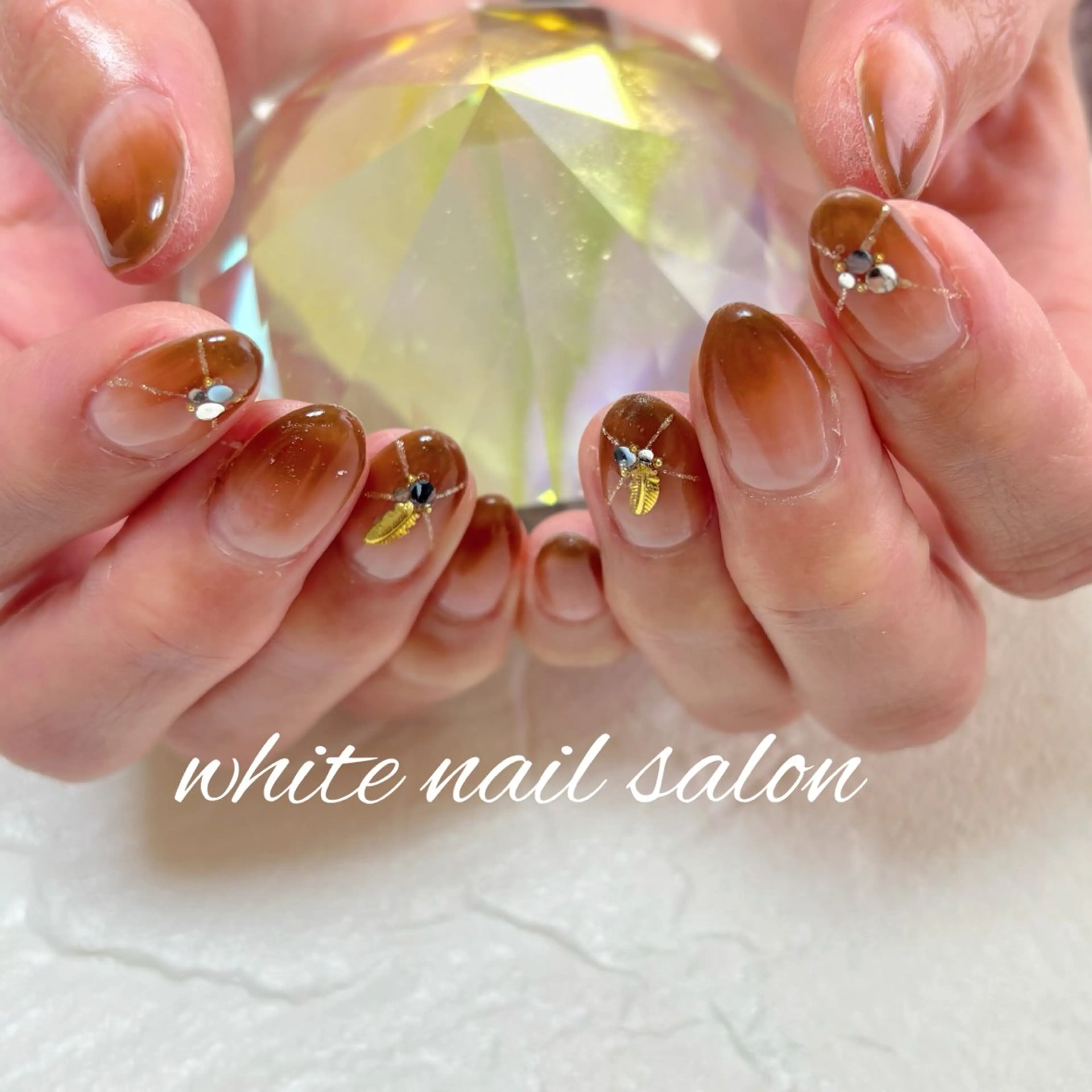 ネイル フットネイル ハンドネイル white nail salonのネイルデザイン