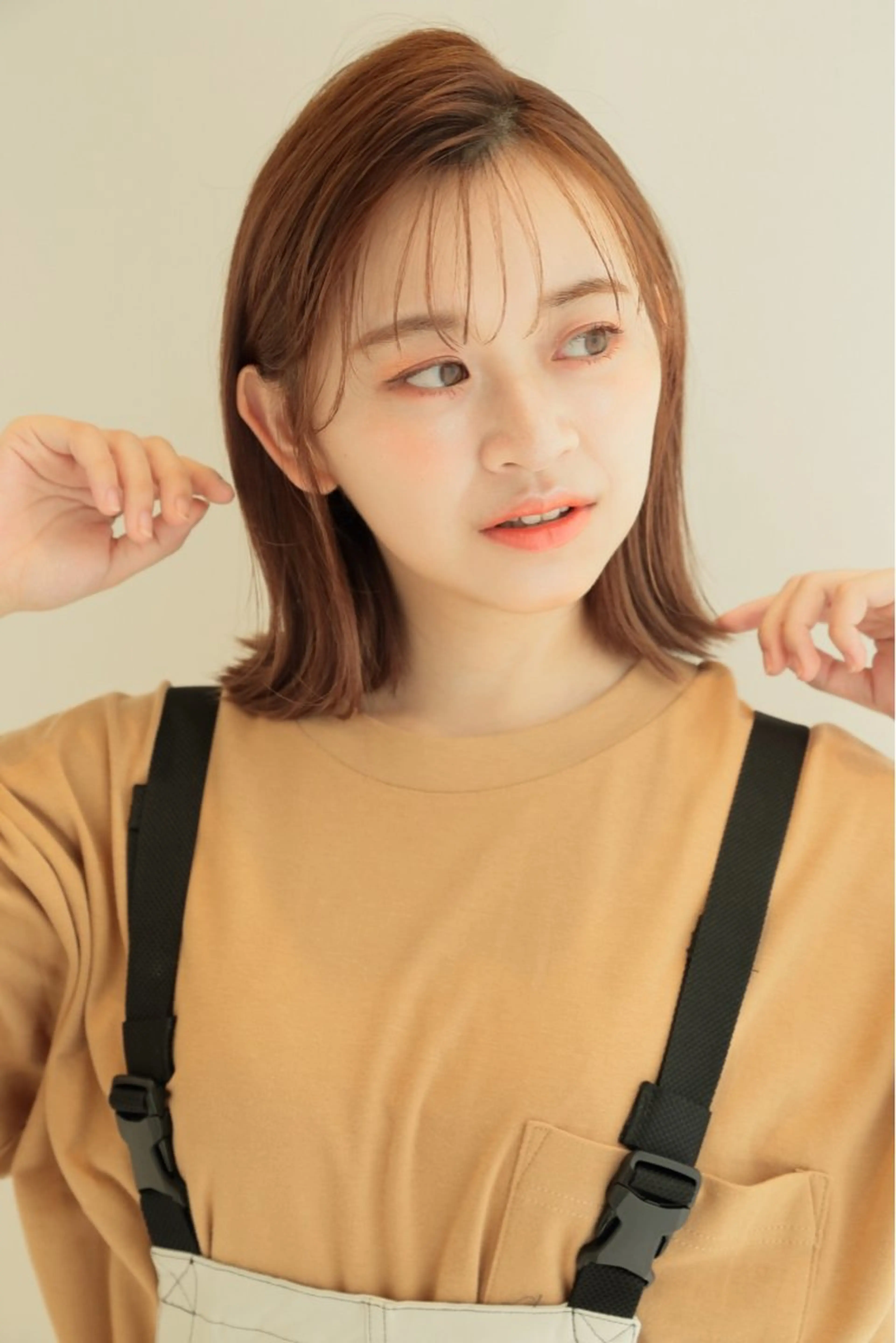 ミディアム カラー stylist/ボブ ことの/韓国レイヤーのヘアスタイル