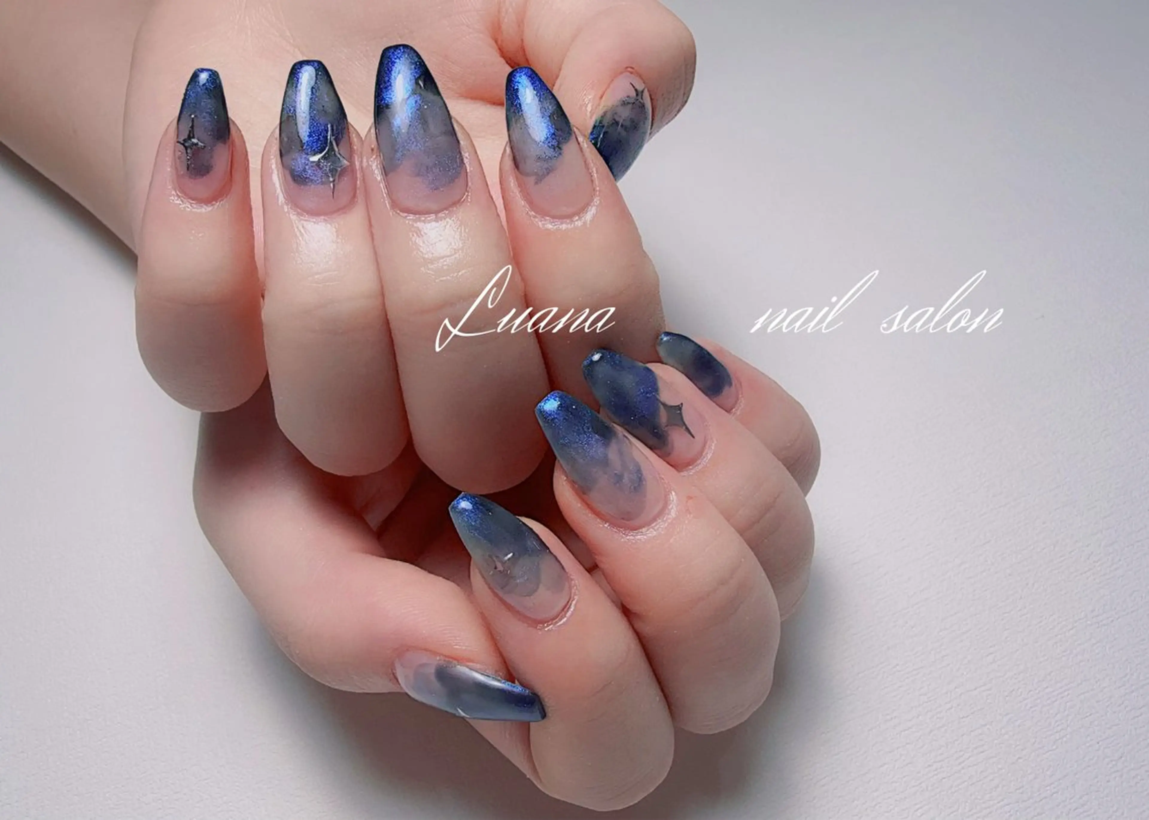 ネイル フラッシュネイル フレンチネイル 韓国ネイル ロングネイル マグネットネイル ハンドネイル ルアナネイルサロン所属・ルアナネイル サロンのネイルデザイン