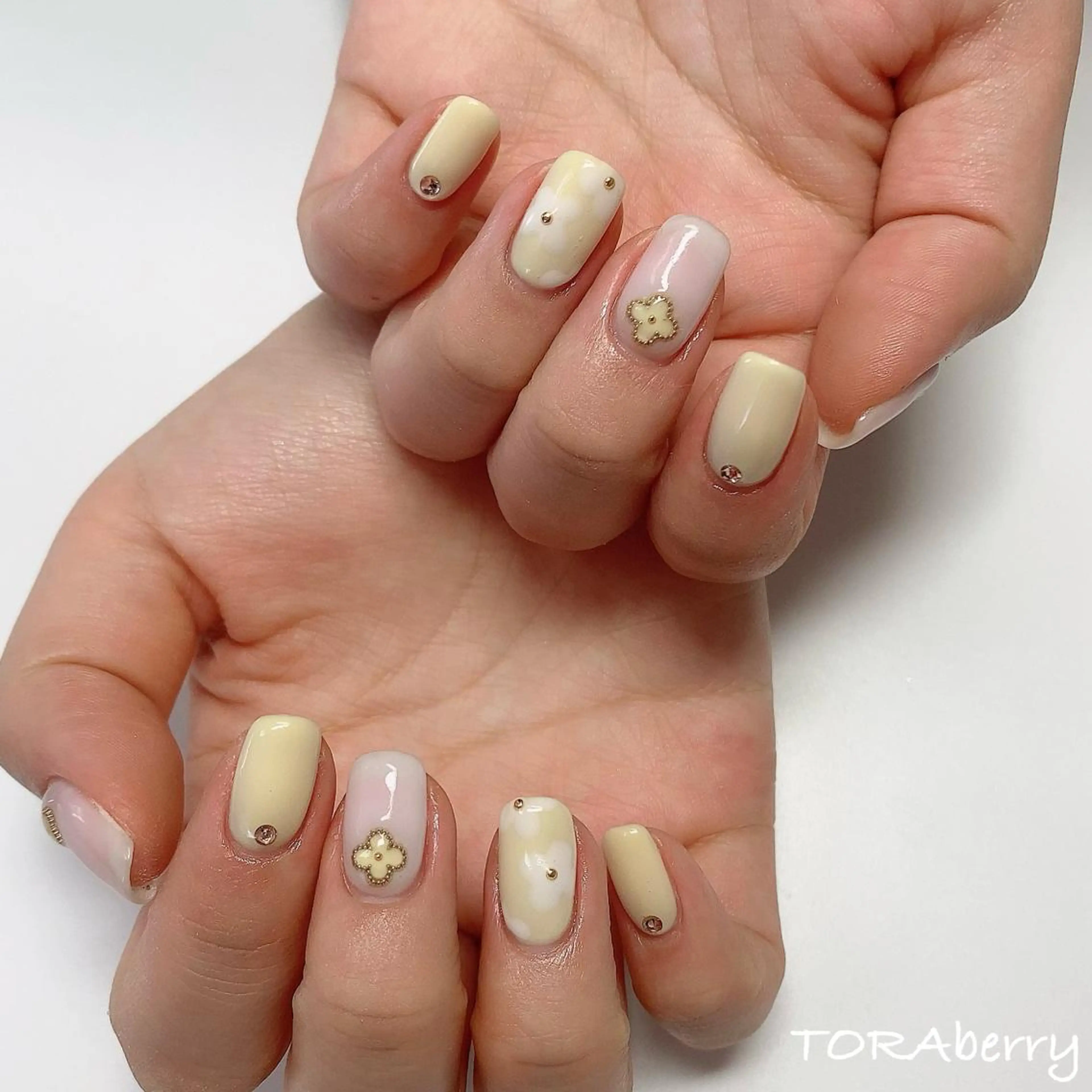 ネイル ネイリスト なつみのネイルデザイン