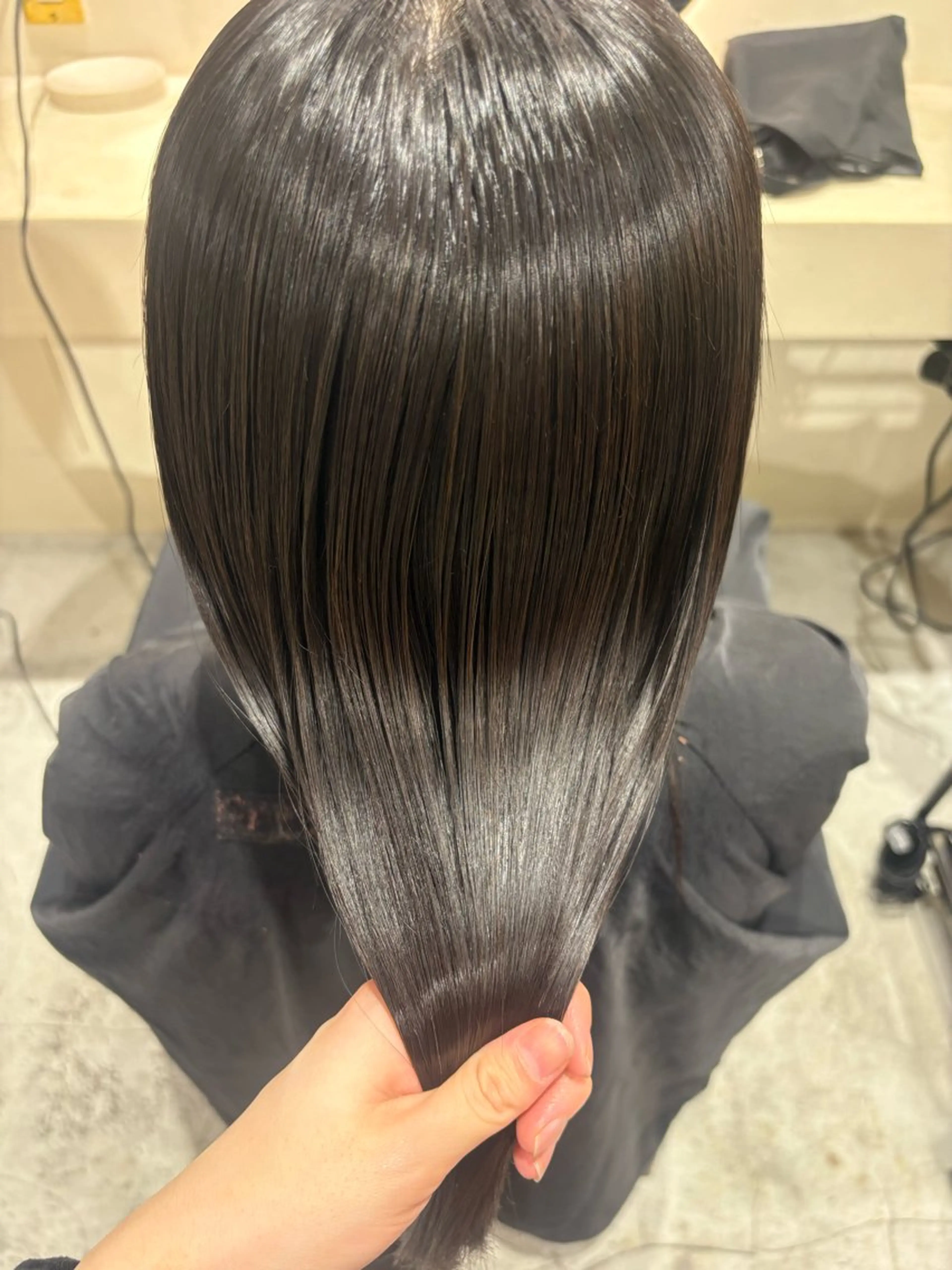 ミディアム 髪質改善 トリートメント 今 咲乃のヘアスタイル