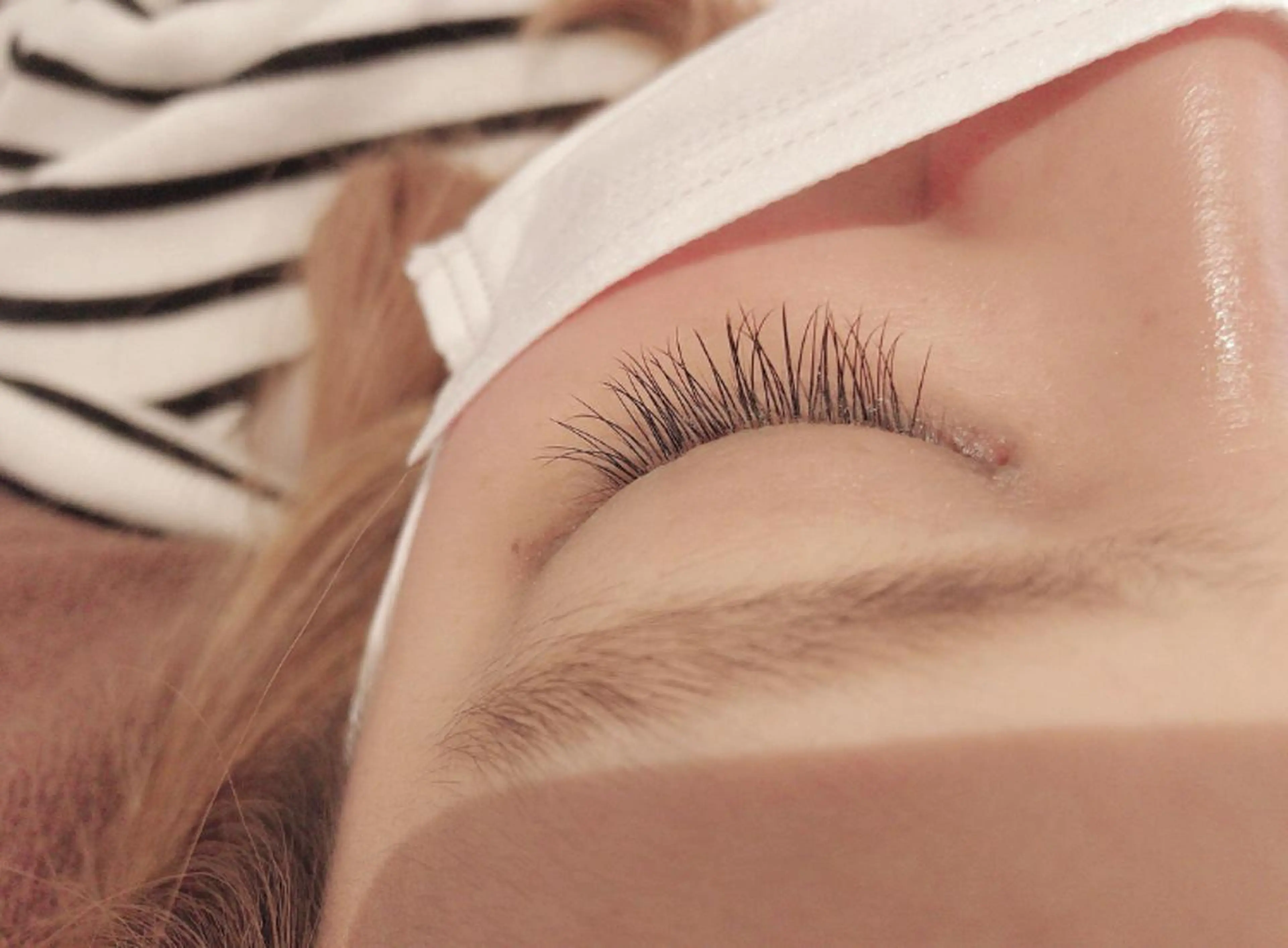 マツエク・マツパ 石渡このみ 🍊レイヤーカットのヘアスタイル