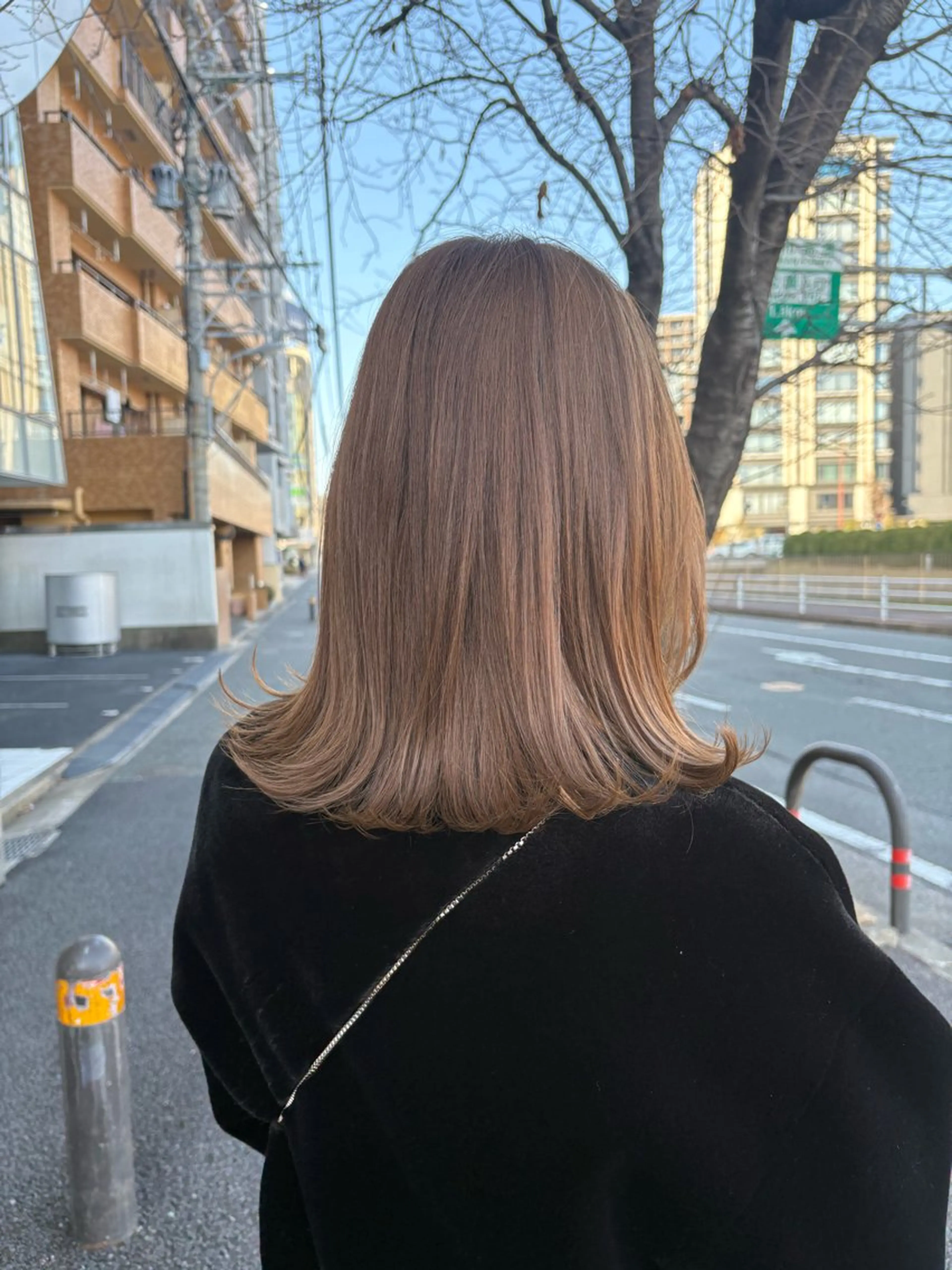 ミディアム 井手 素子のヘアスタイル