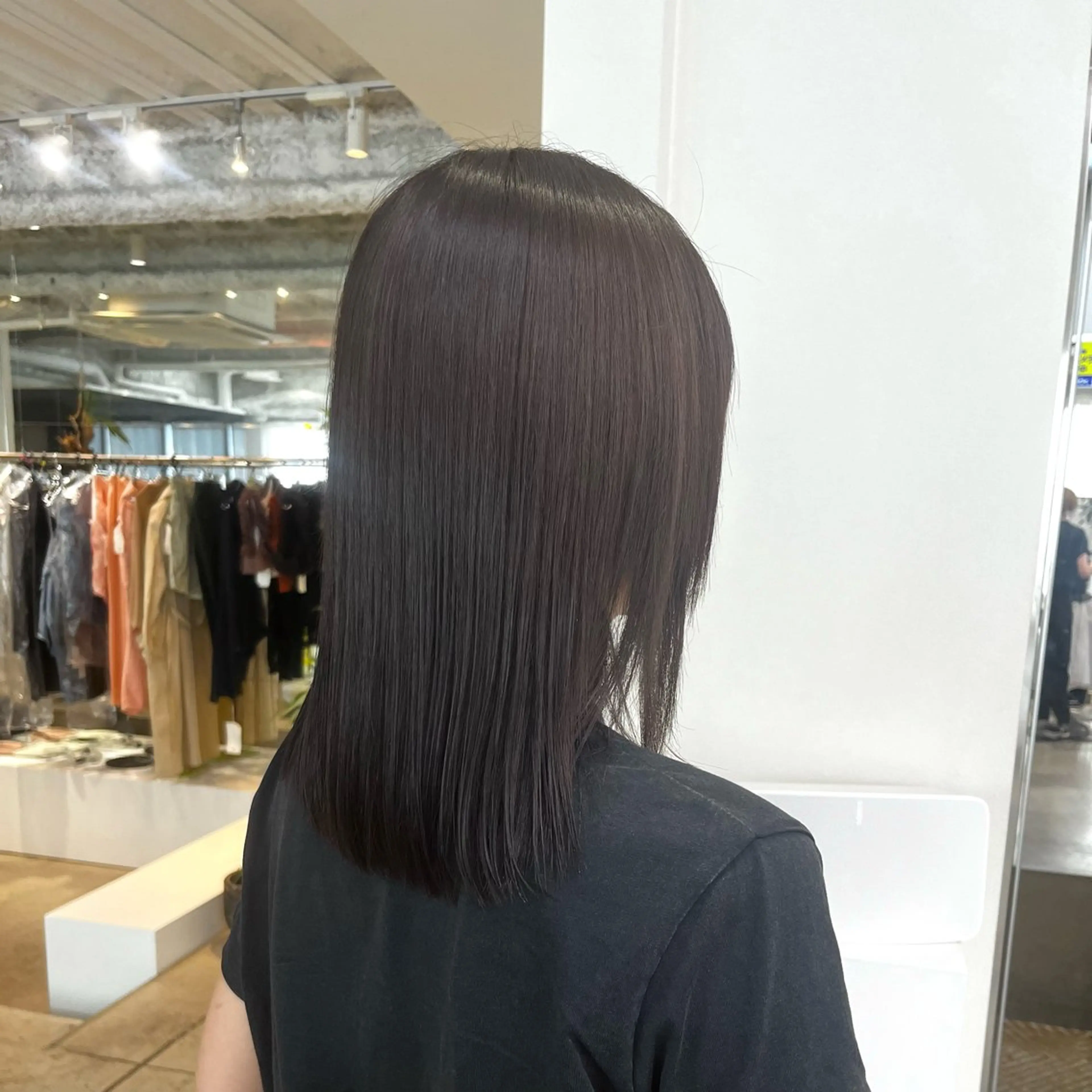 ミディアム 宇佐美佳/美髪 ストレート/縮毛矯正のヘアスタイル