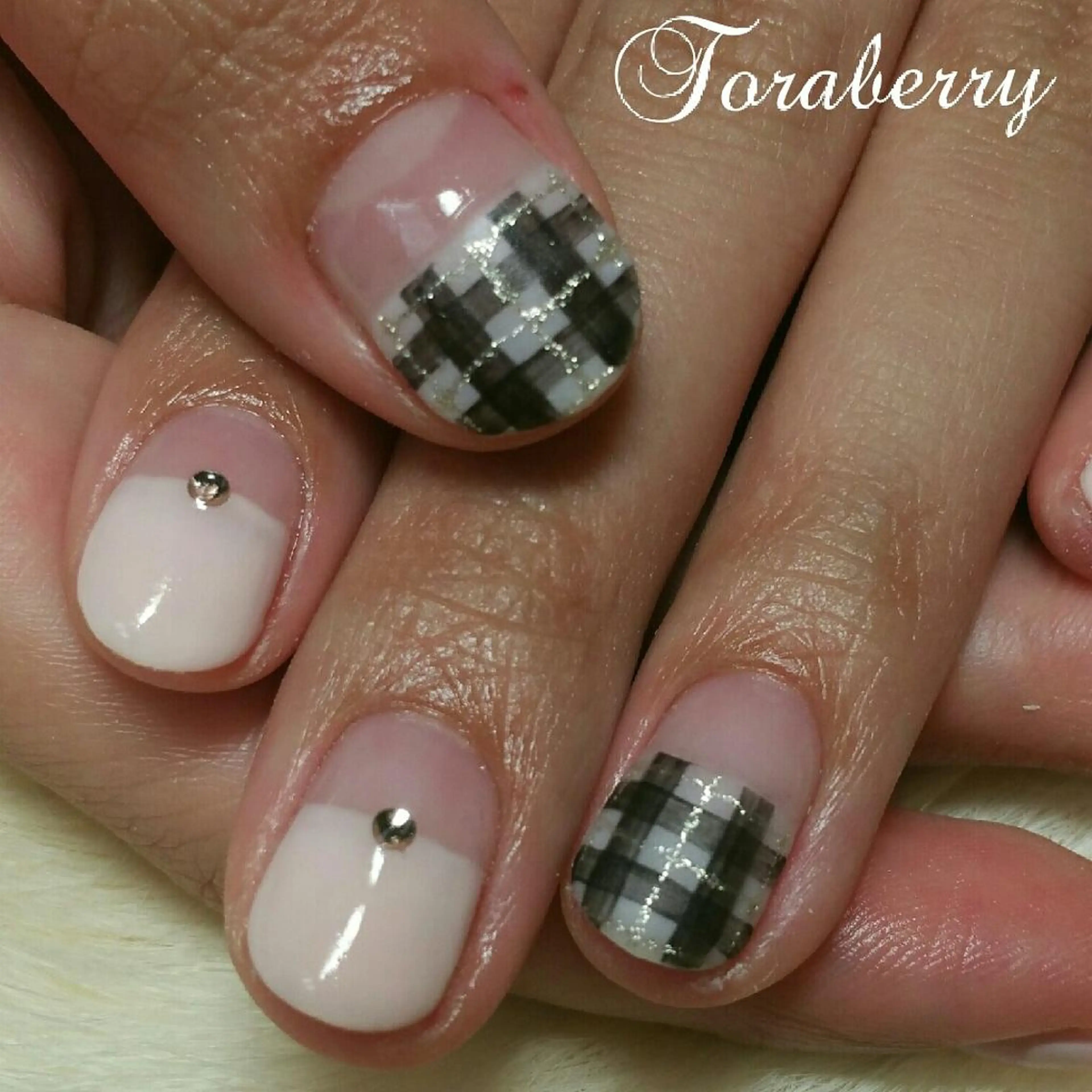 ネイル ハンドネイル ネイリスト なつみのネイルデザイン