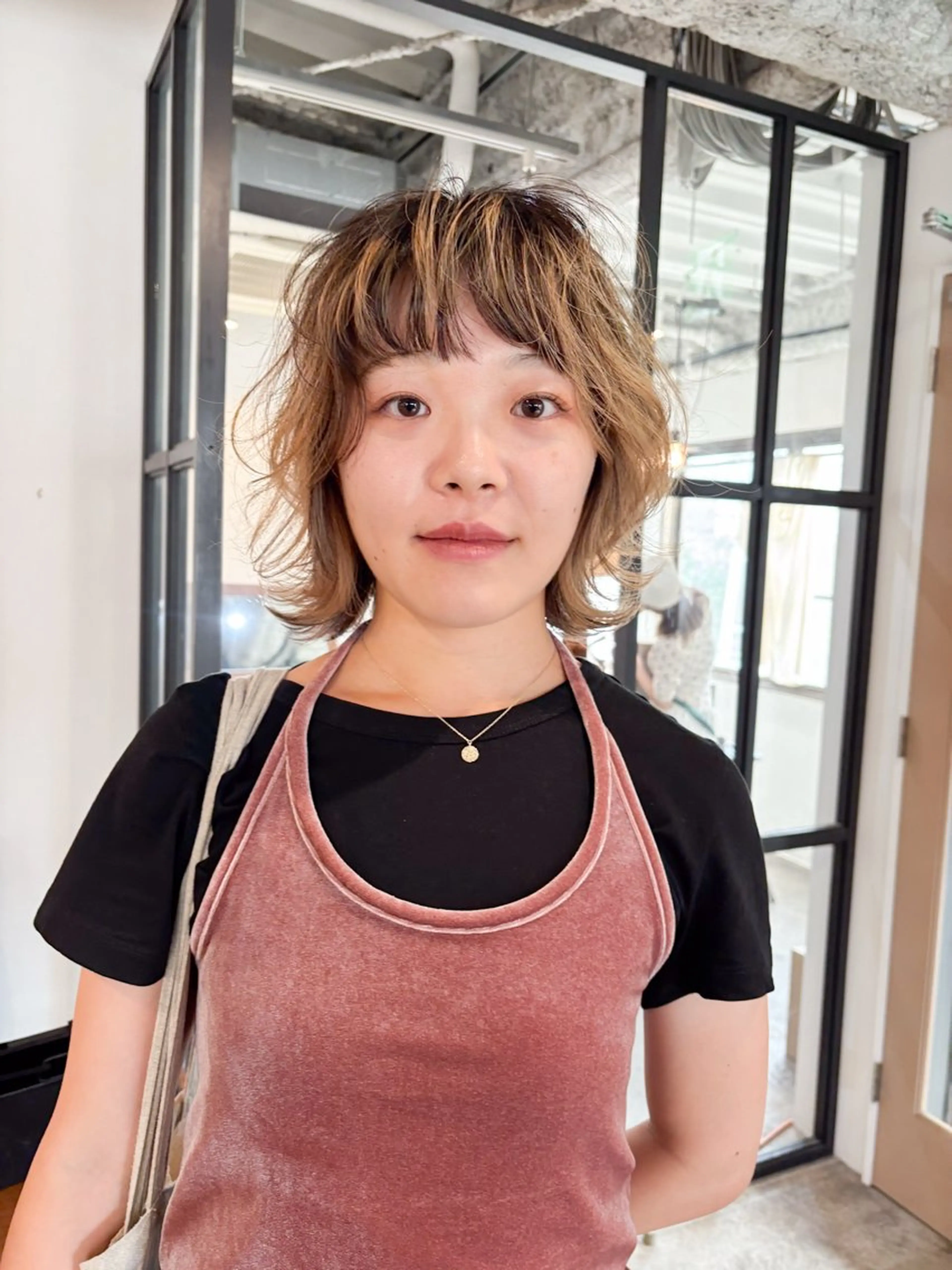 ミディアム カラー ミディアムレイヤー ハイライトカラー ハイライト レイヤーカット Takuma Suzuki中目黒のヘアスタイル