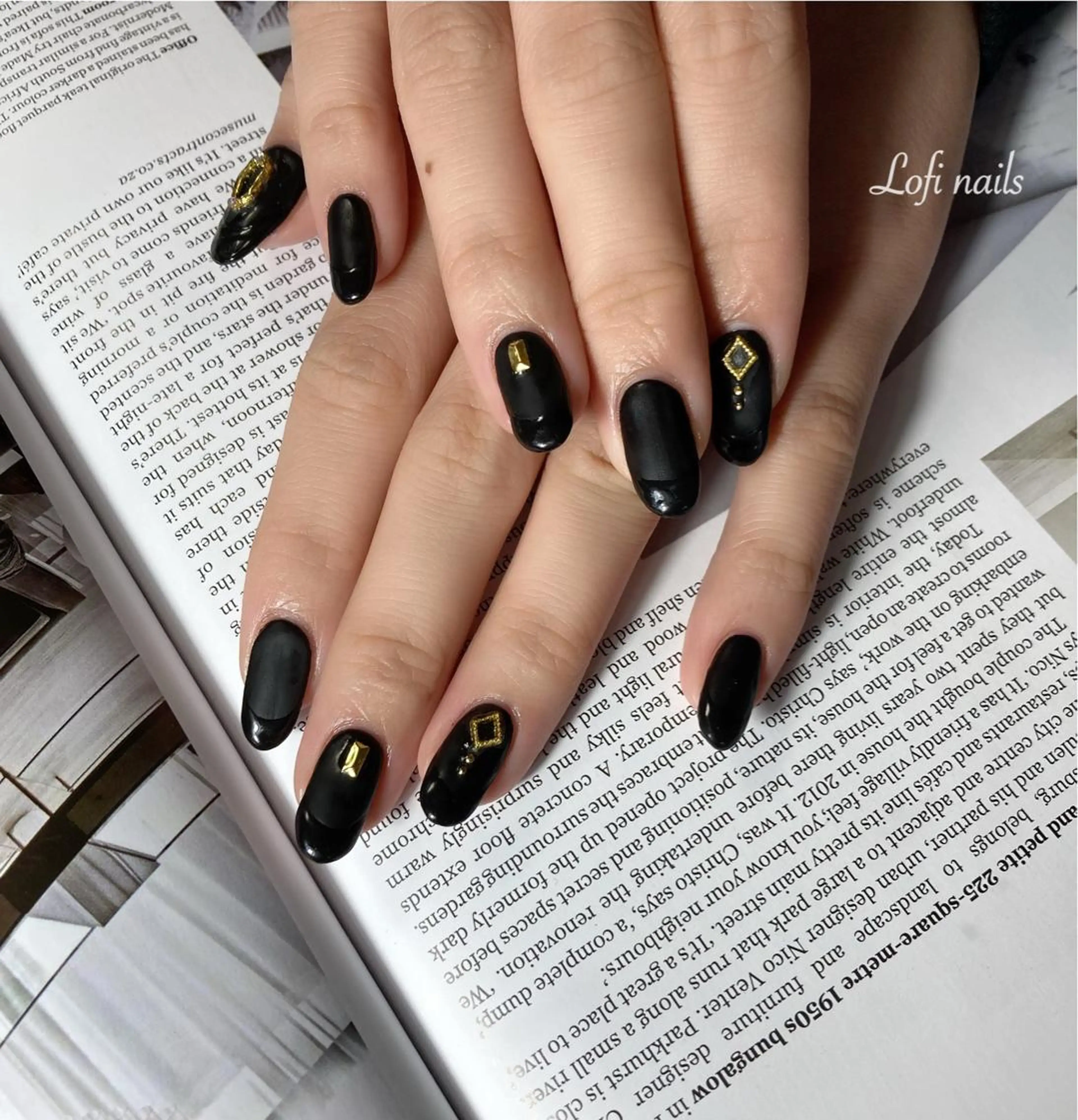 セミロング ネイル フレンチネイル Lofi nails ゆきこのネイルデザイン