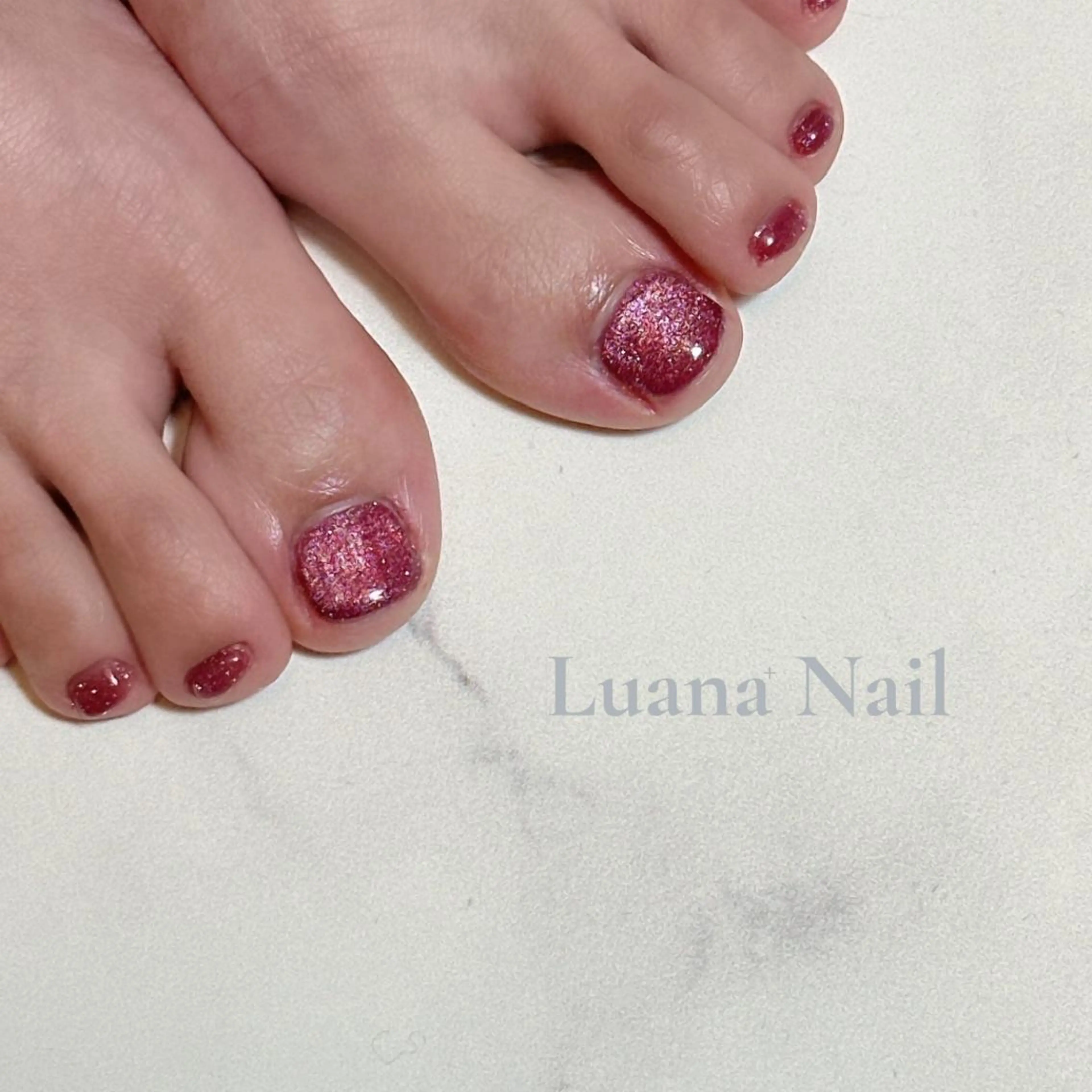 ネイル フラッシュネイル フットネイル マグネットネイル 完全個室ネイル サロンLuana +のネイルデザイン