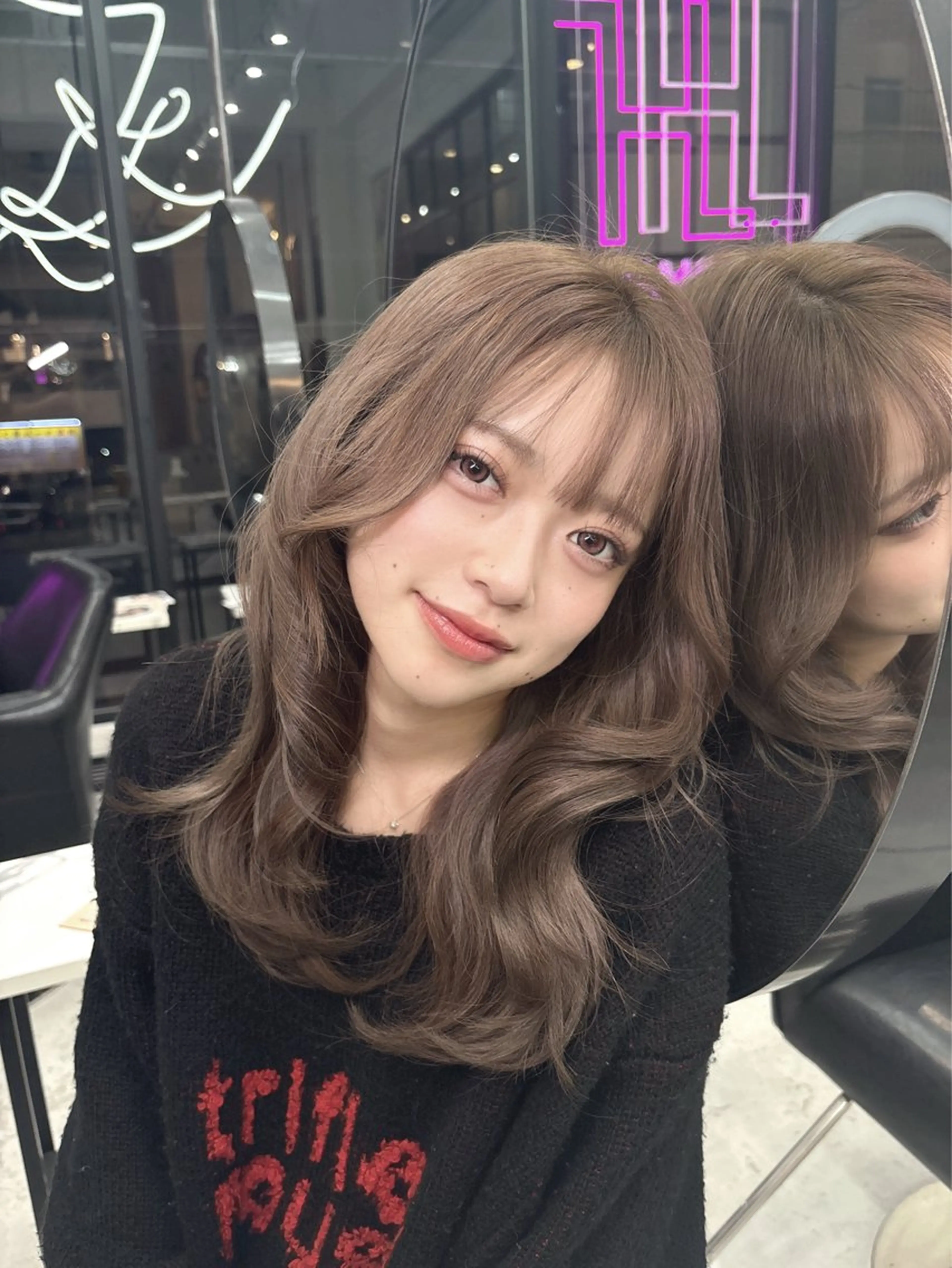 ロング ヘアカラー MaisonHALU さくらのヘアスタイル