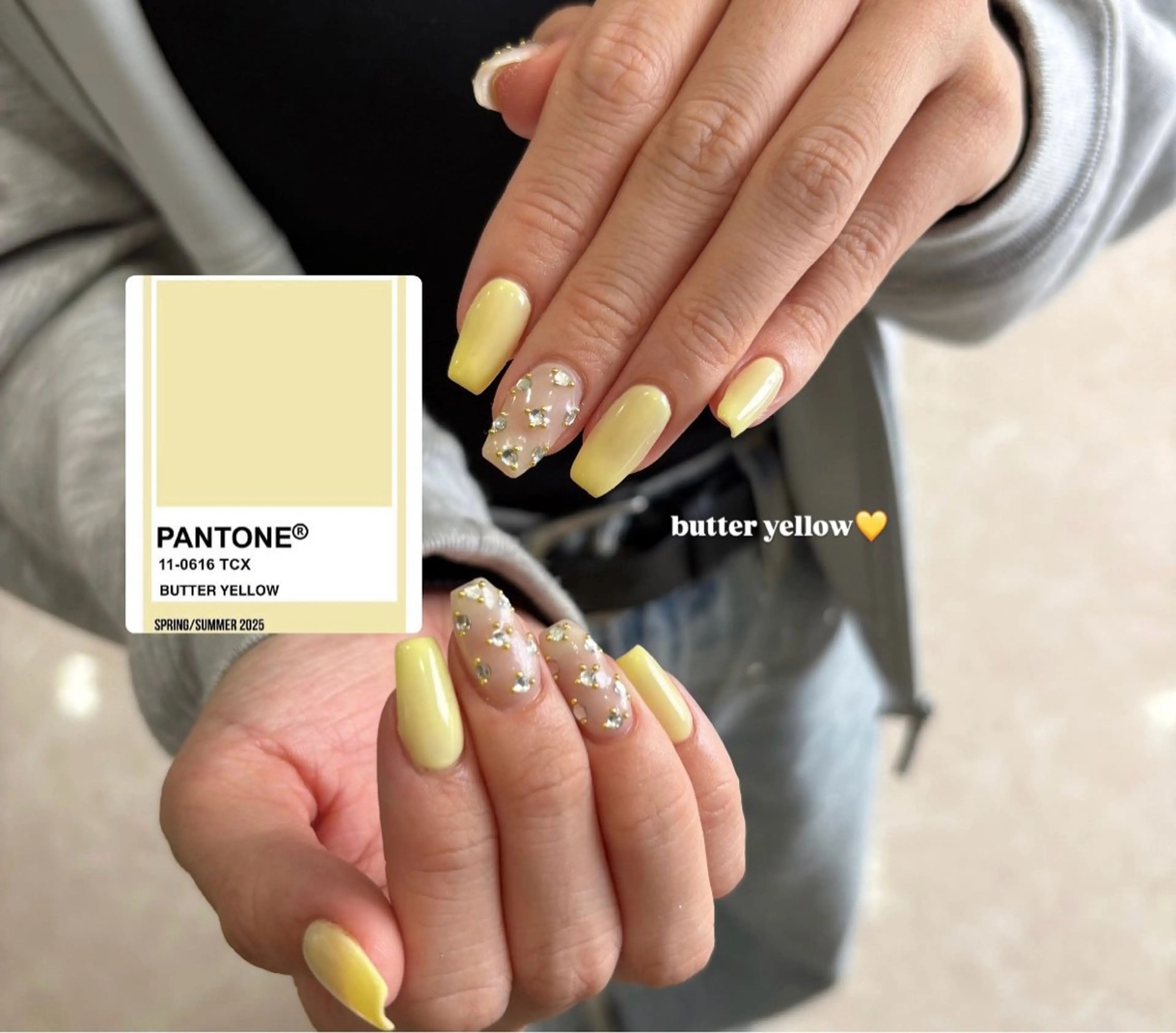 ネイル 春ネイル 黄色 ハンドネイル Hinata <lunon>のネイルデザイン