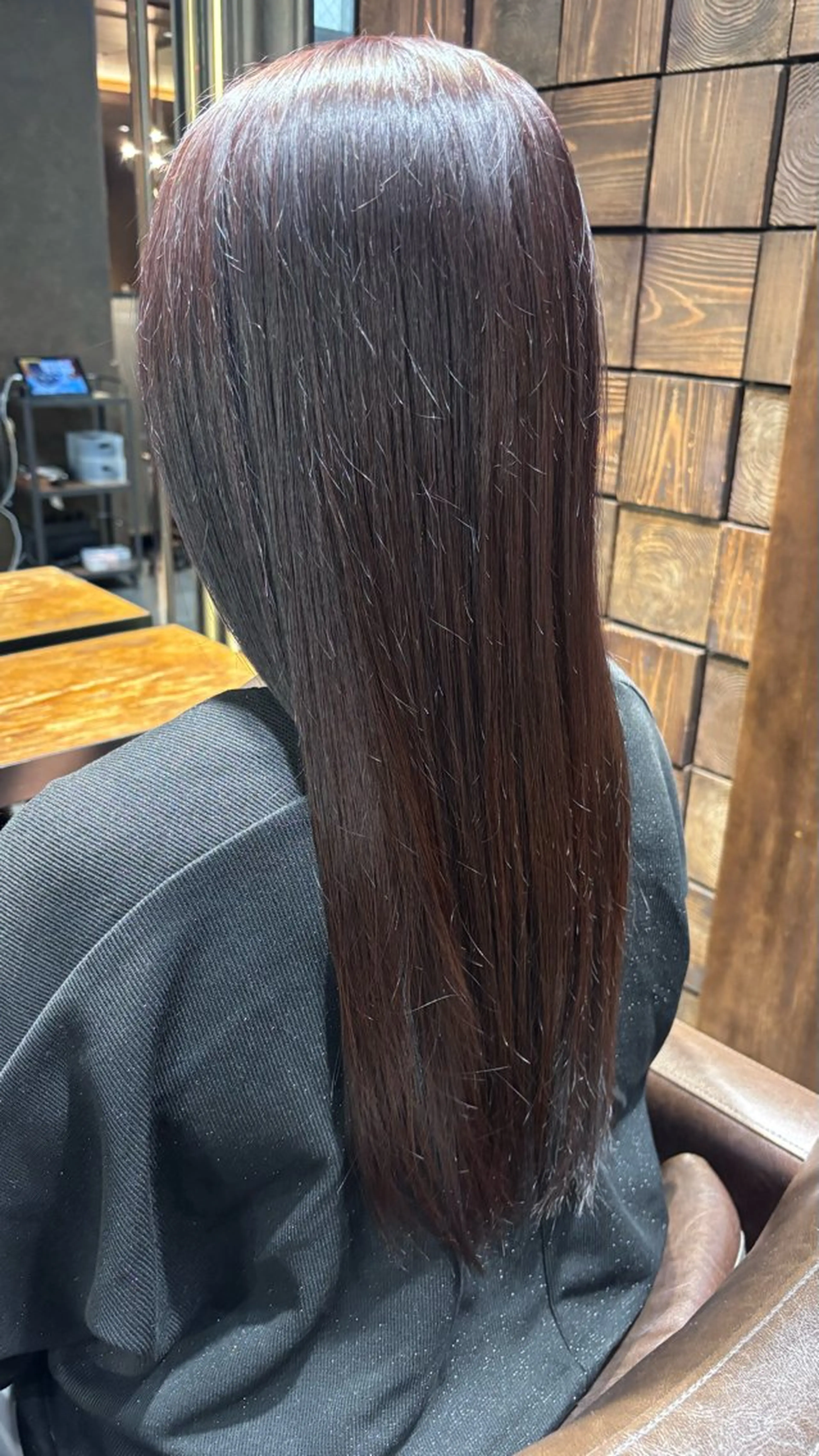 ロング ピンクブラウン トリートメント MINX 井上 ヨウ 艶髪カラー/レイヤーのヘアスタイル