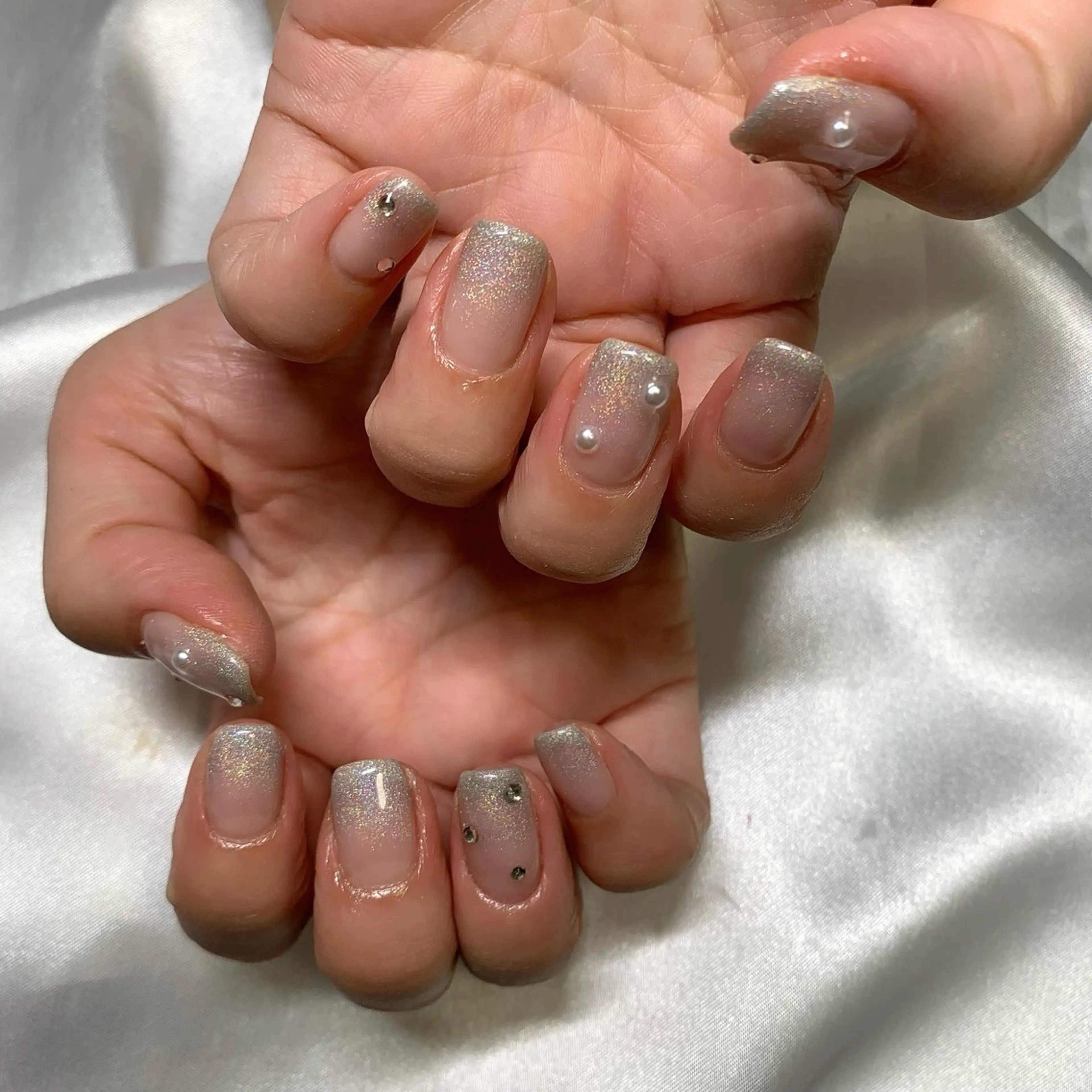 ネイル グラデーション ラメ(グリッター) ラメグラデーション ハンドネイル Lucid Fleur Amiのネイルデザイン