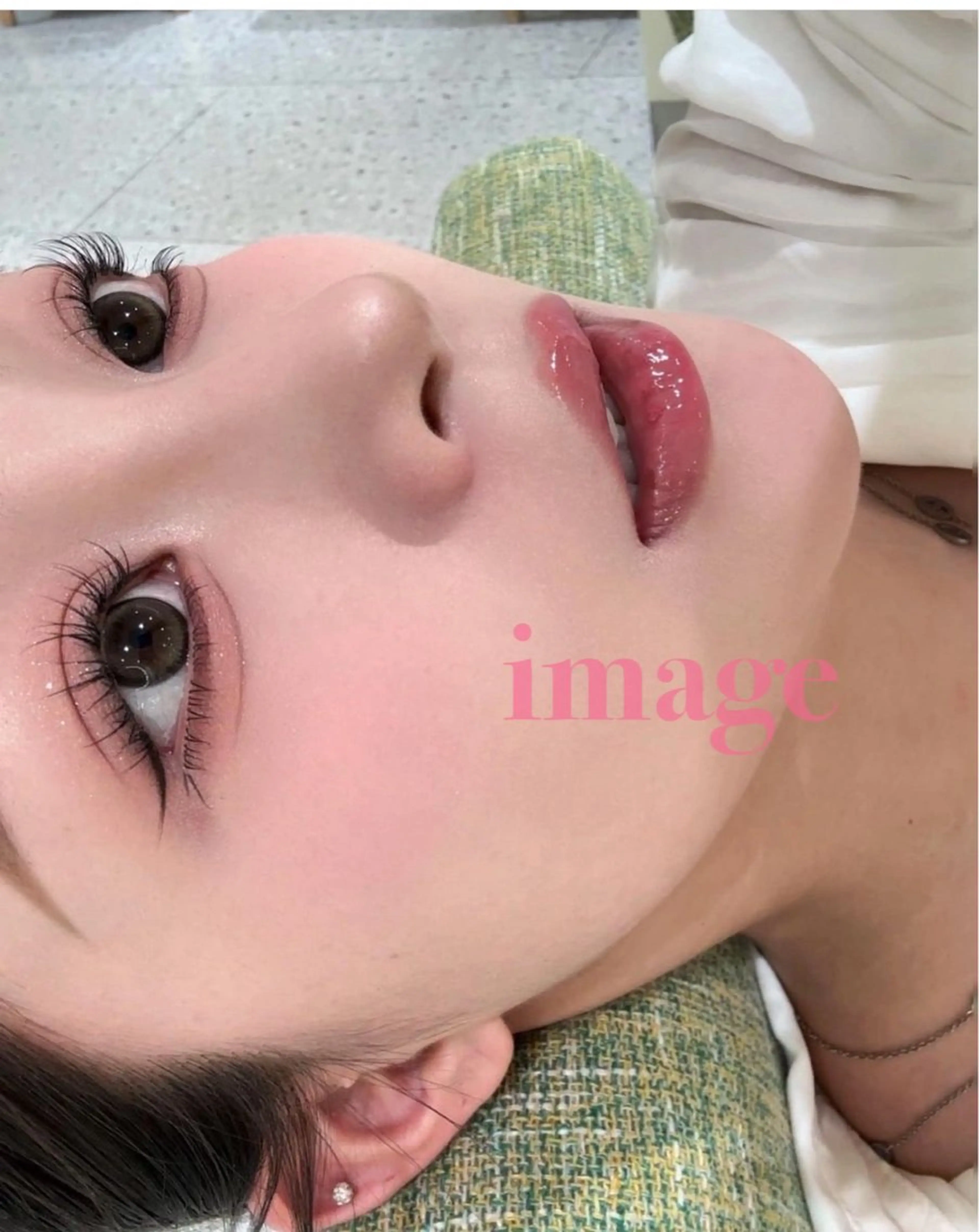 マツエク・マツパ 束感まつ毛nasu marina🎀の眉毛・アイブロウイメージ