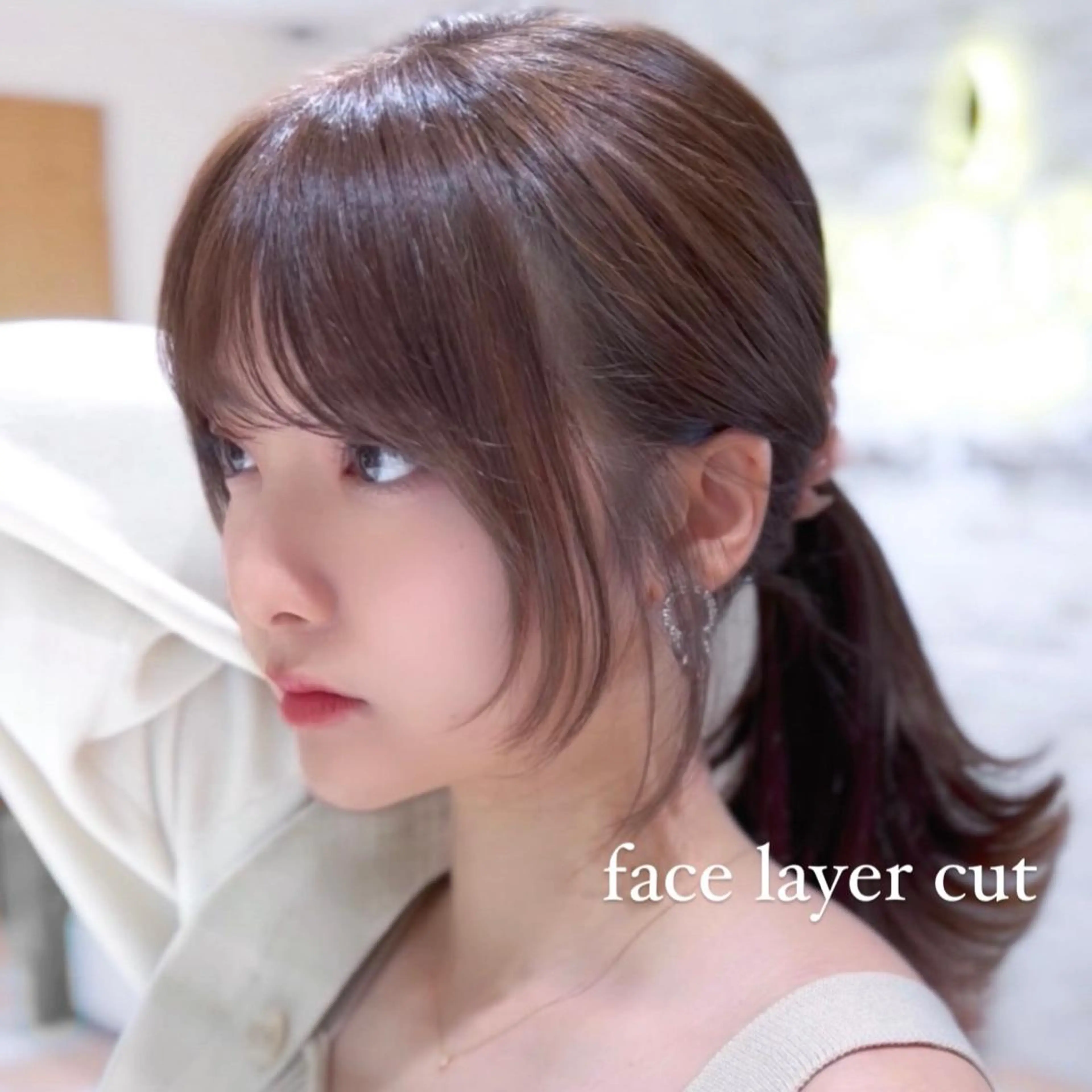 ミディアム カラー ヘアアレンジ 透明感カラー 顔周りカット 韓国風ヘア おくれ毛 小顔カット カット トリートメント ヘアセット 日本一の小顔カット/ ボブ/顔周り/韓国のヘアスタイル