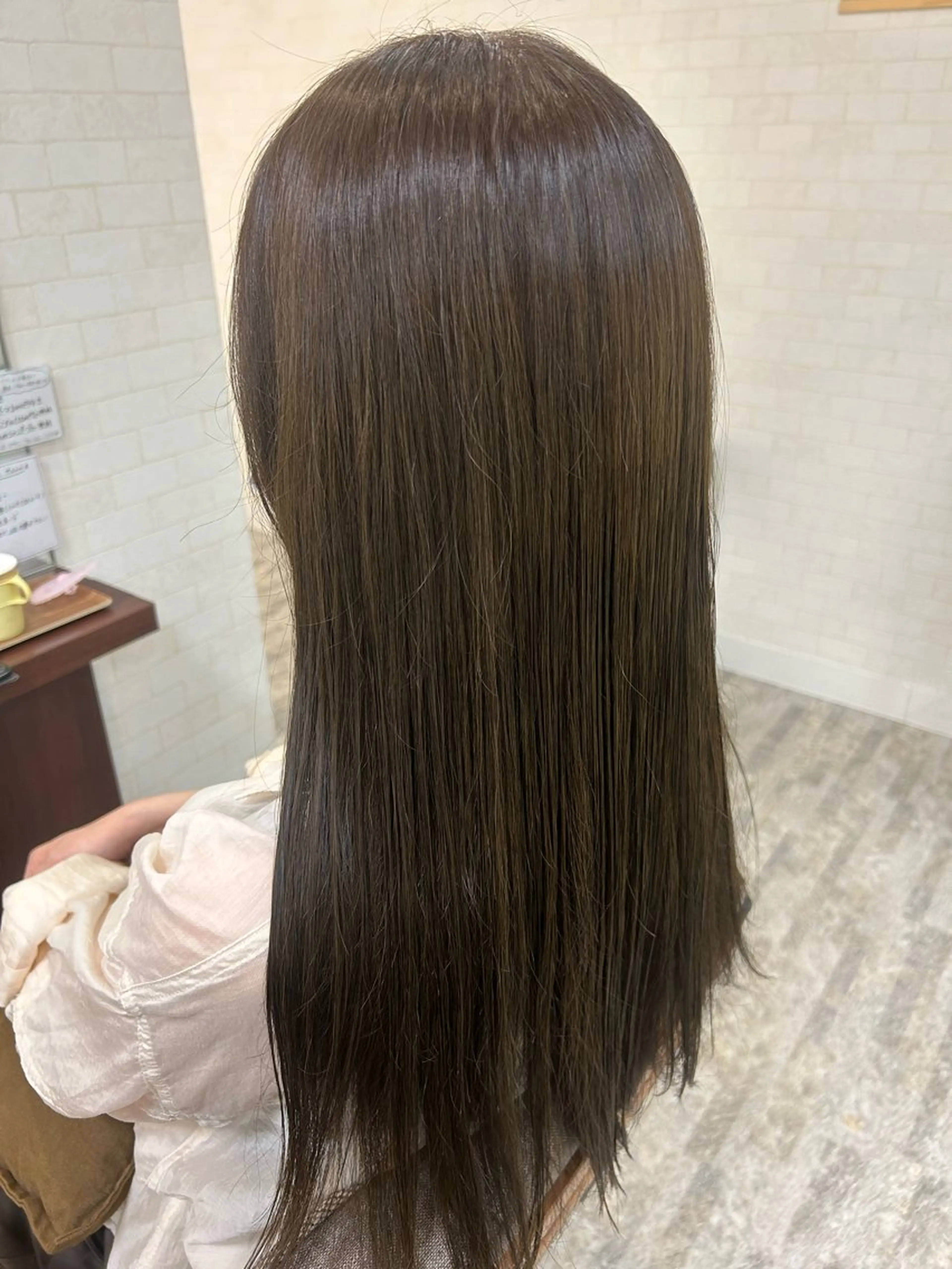 ロング カット ヘアカラー 瀧 葉月のヘアスタイル