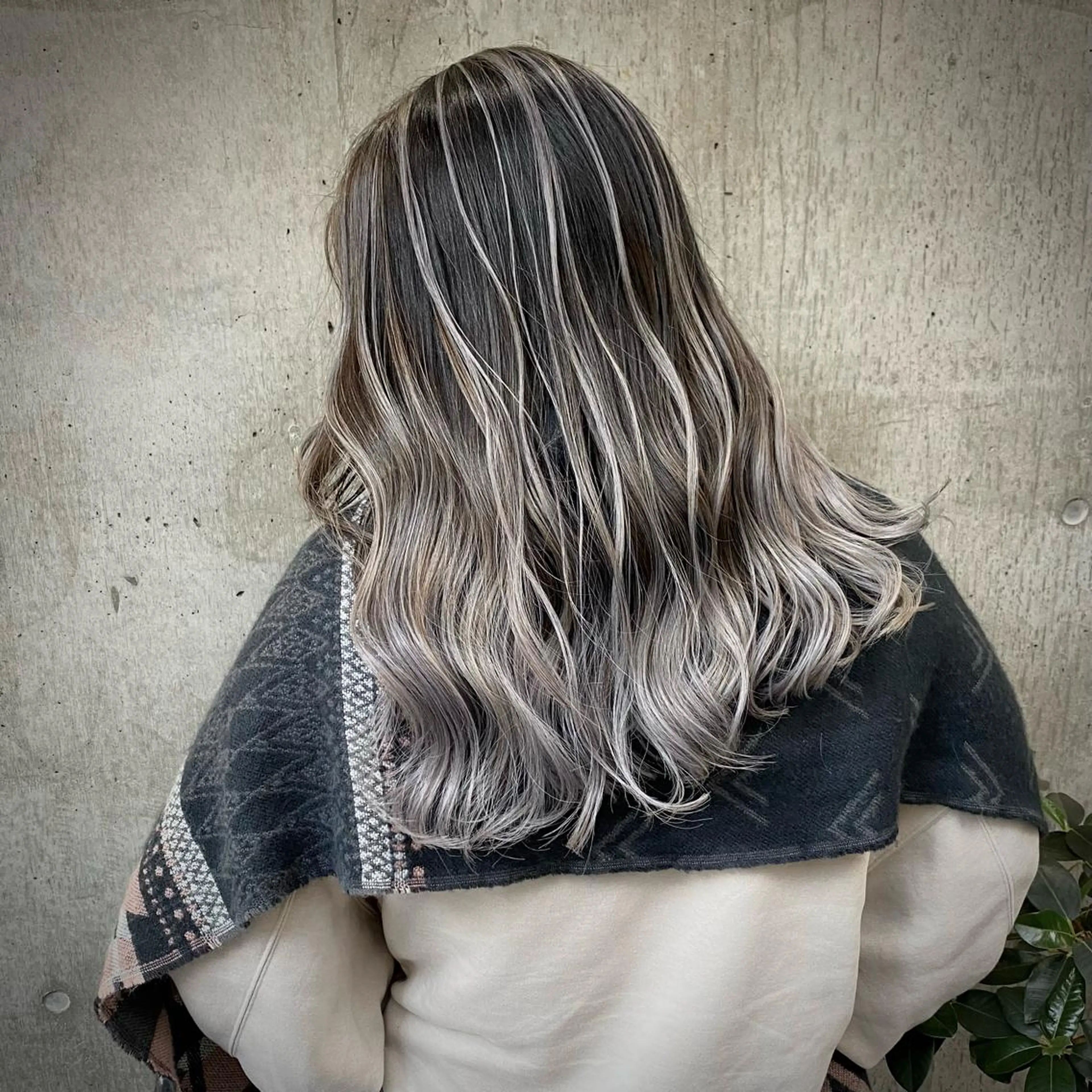 ロング カラー バレイヤージュ デザインカラー ハイライトカラー ハイライト レイヤーカット ヘアカラー 🌈透明感カラー ✨松田龍也🌈のヘアスタイル