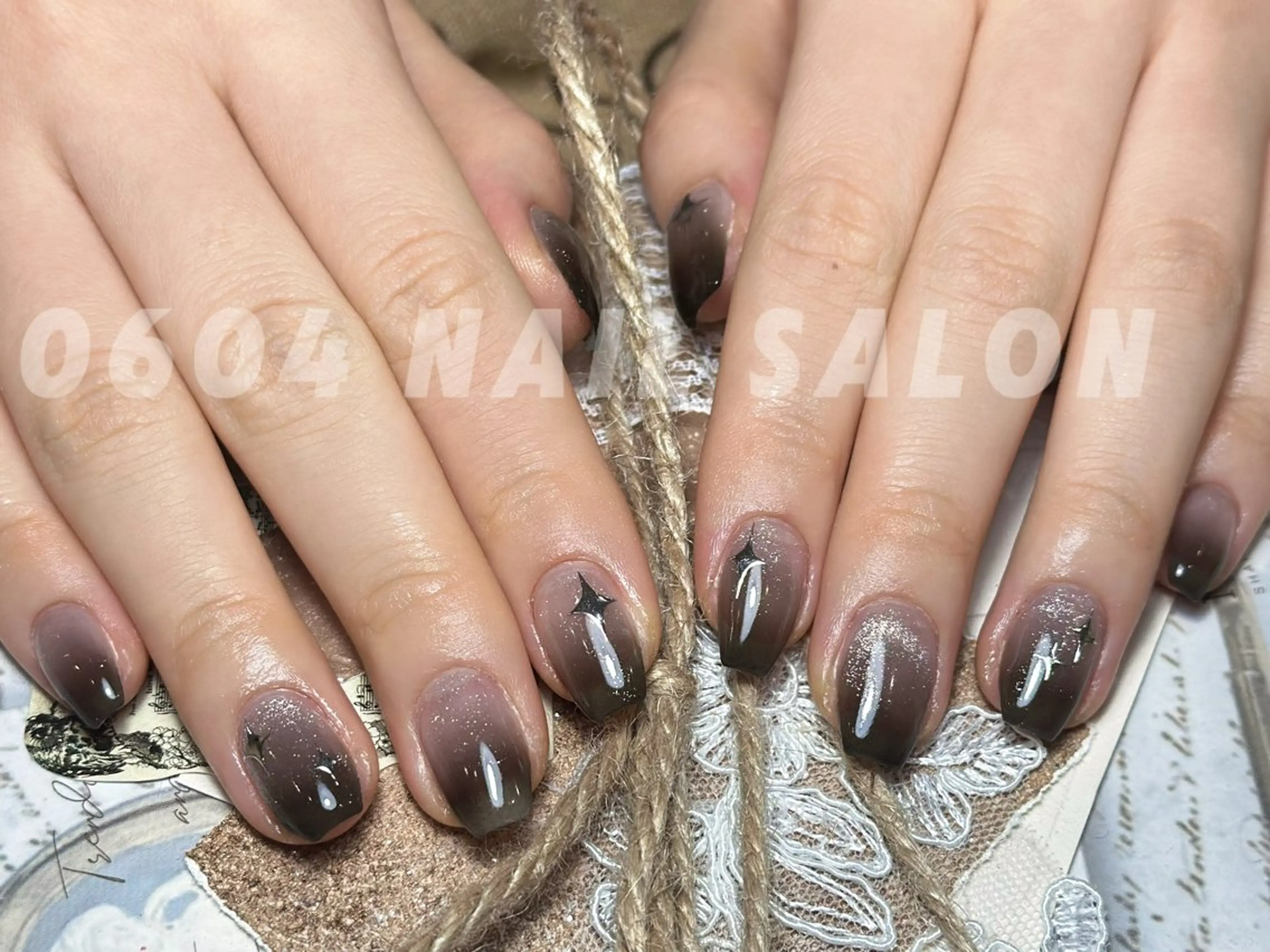 ネイル ishiro 🍂のネイルデザイン