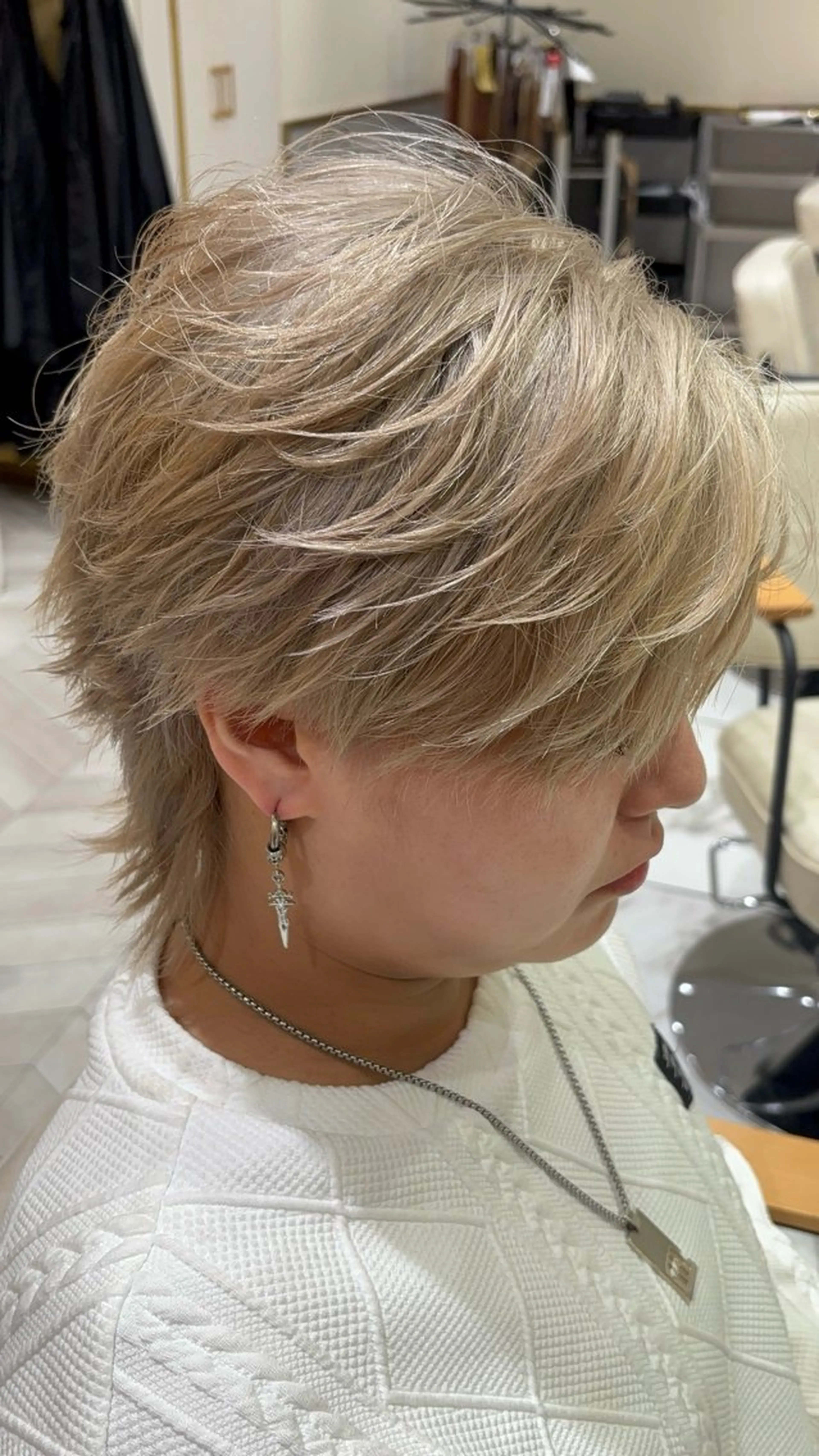 カラー メンズ メンズハイトーン ハイトーンカラー カット ヘアカラー トリートメント 🥇メンズパーマ /縮毛矯正/木村神心のヘアスタイル