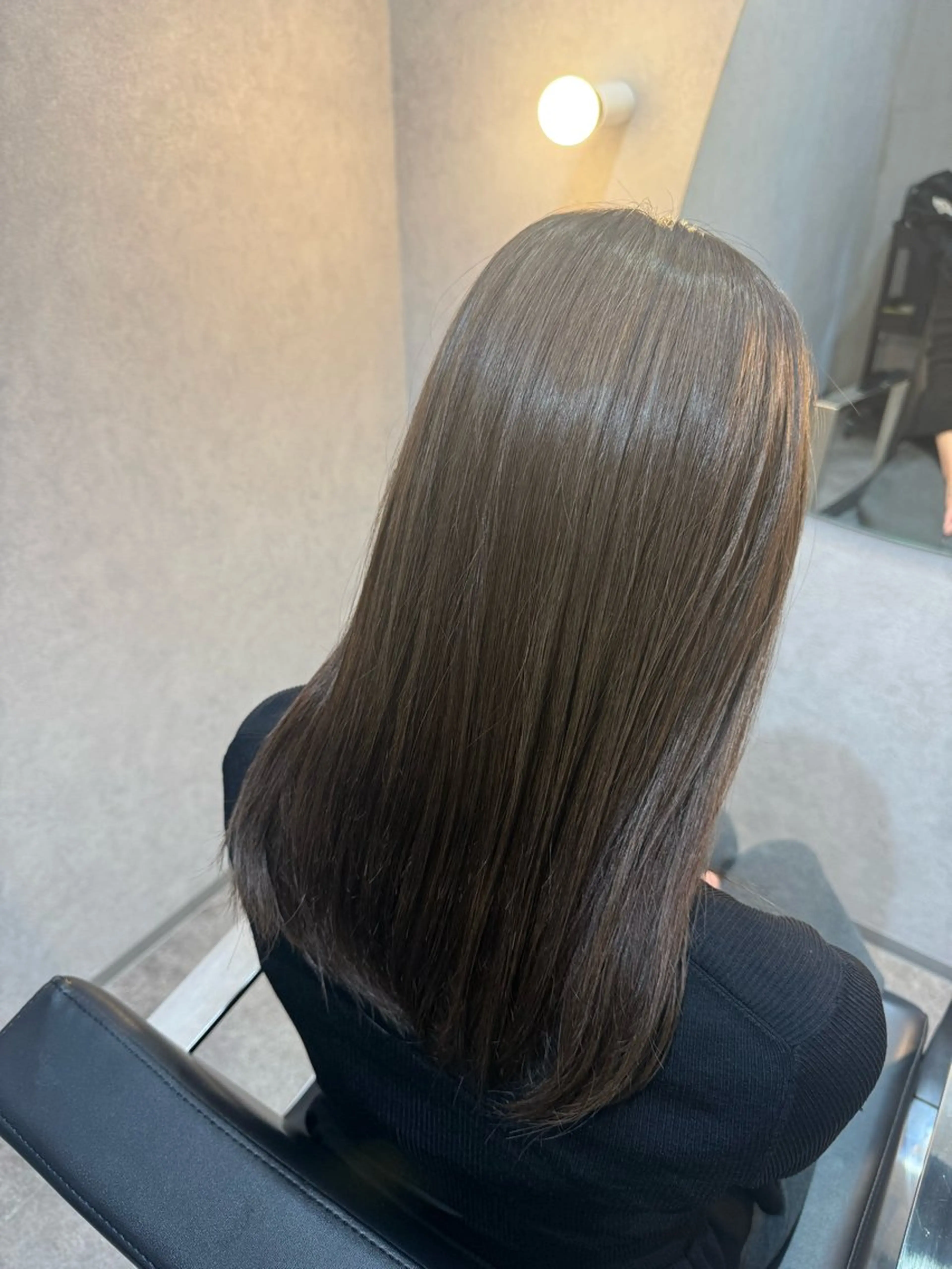 ロング ヘアカラー qpulaあいみ 透明感カラーのヘアスタイル
