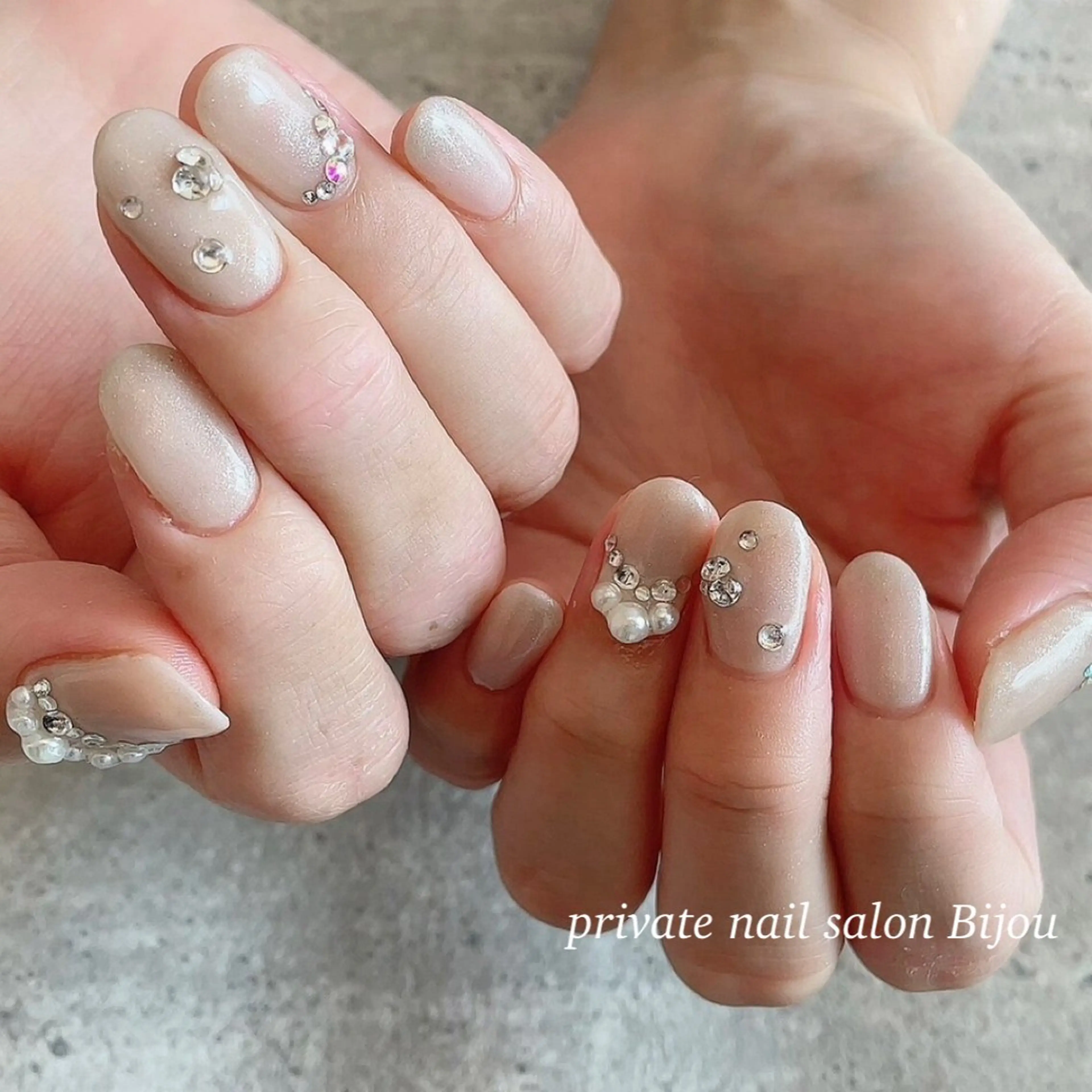 ネイル アートネイル ストーンネイル Bijou💎✨ Reiのネイルデザイン