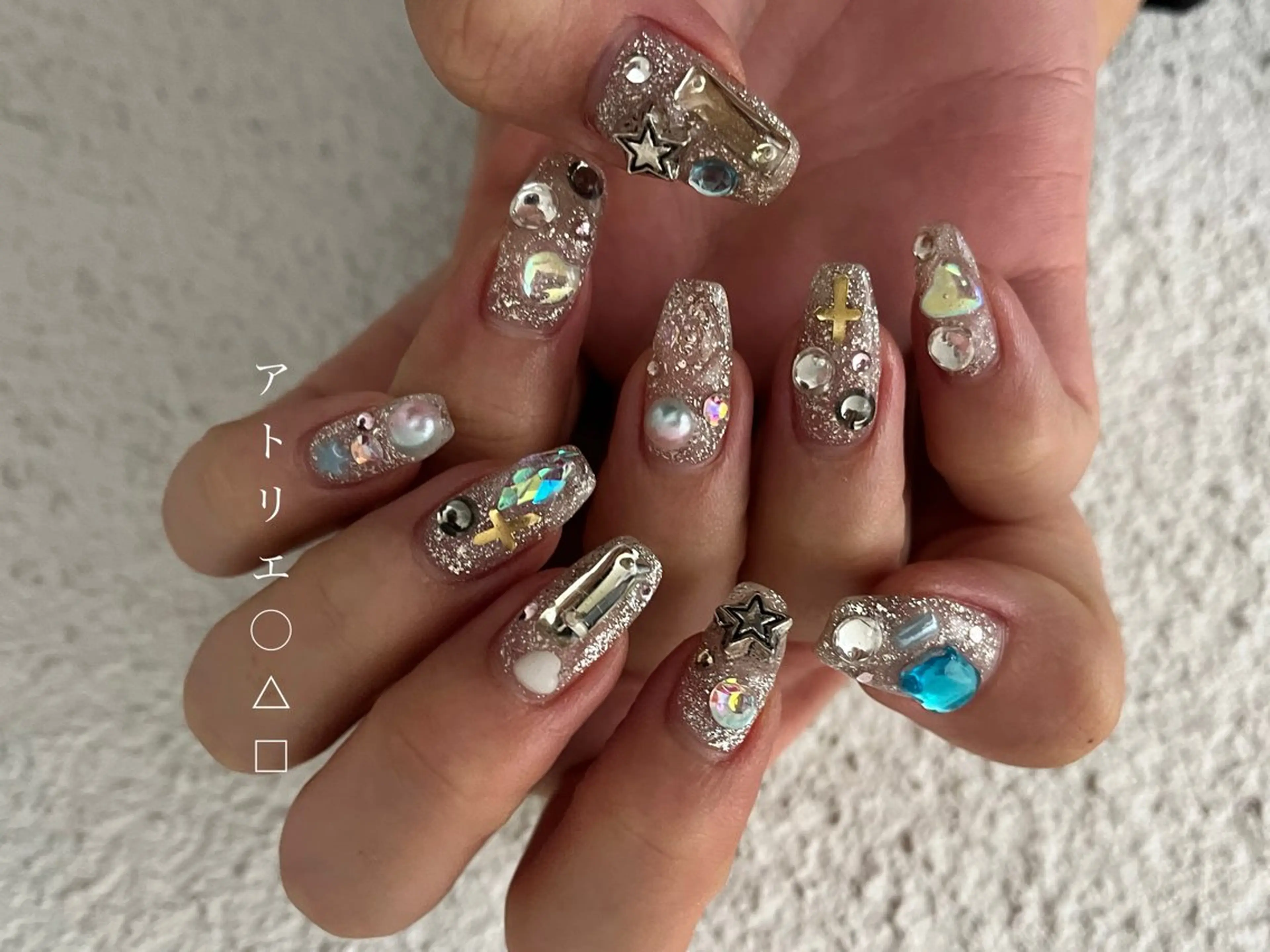 ロングネイルデザインアートお任せコース　※オフ込みの写真