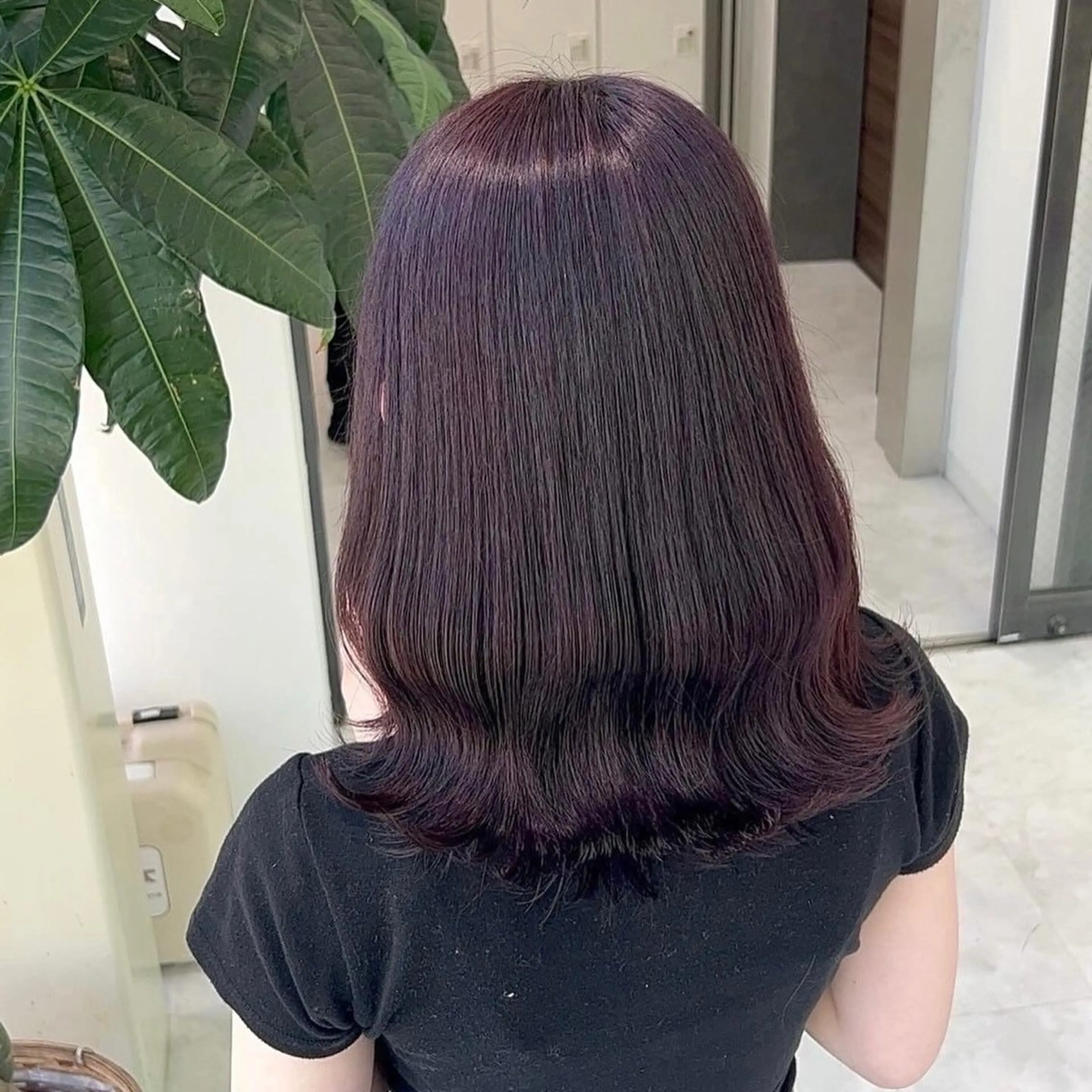 ロング カラー モテ髪ハイトーン🫧 serina🎀池袋のヘアスタイル